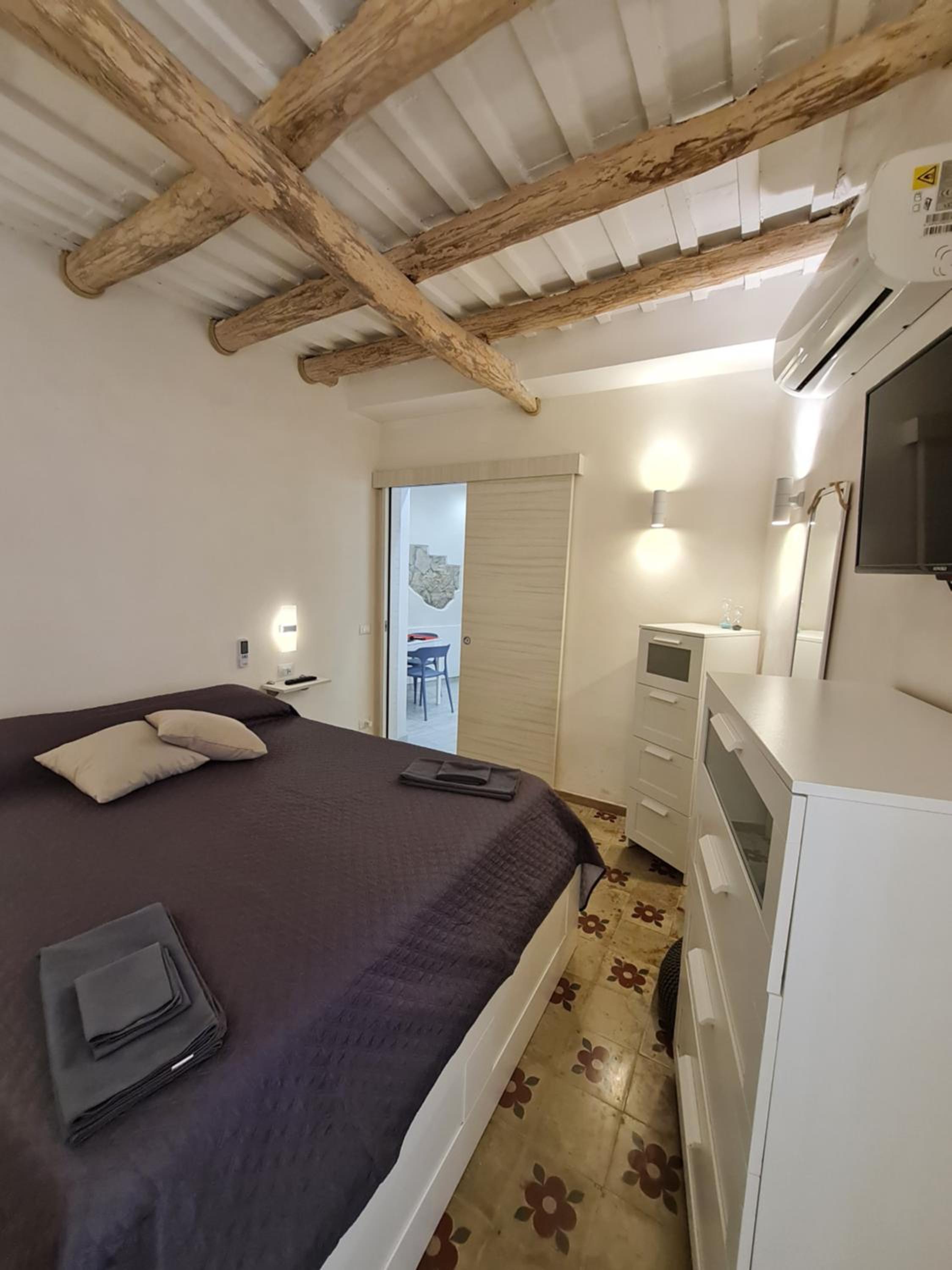 Tra i Mari en Trapani — hotel room