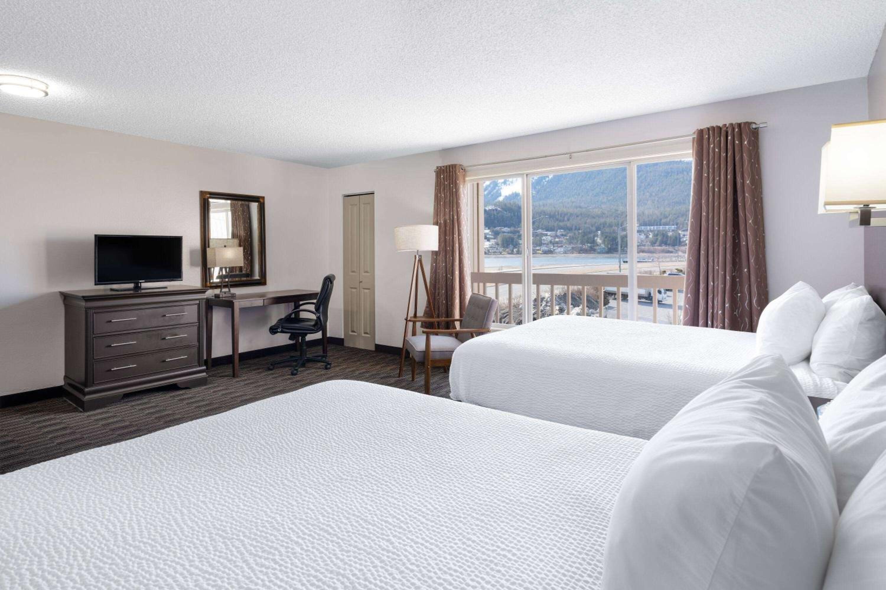 Juneau Vacations - Ramada by Wyndham Juneau - Property Image 9