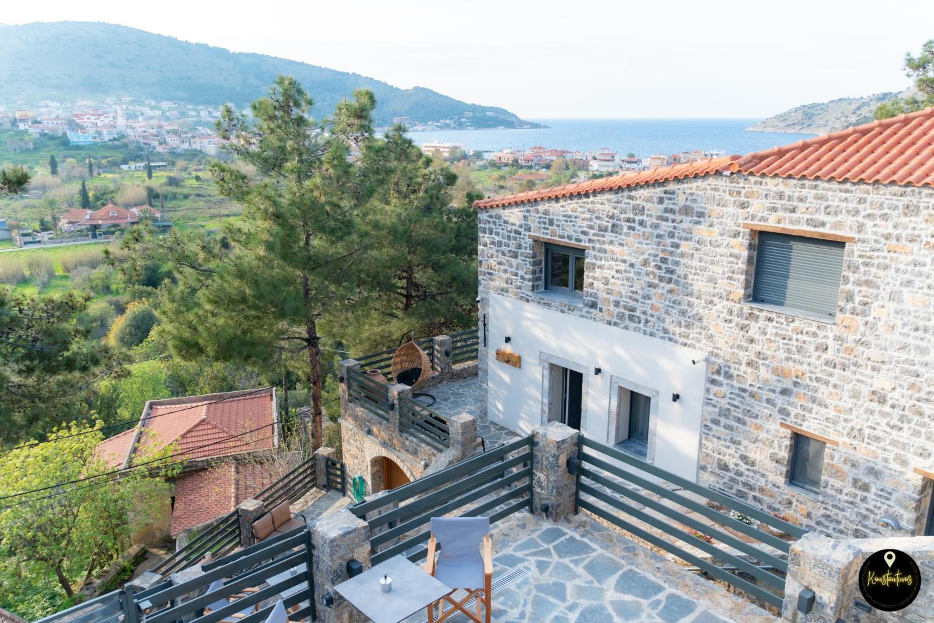 Pinolia Rooms