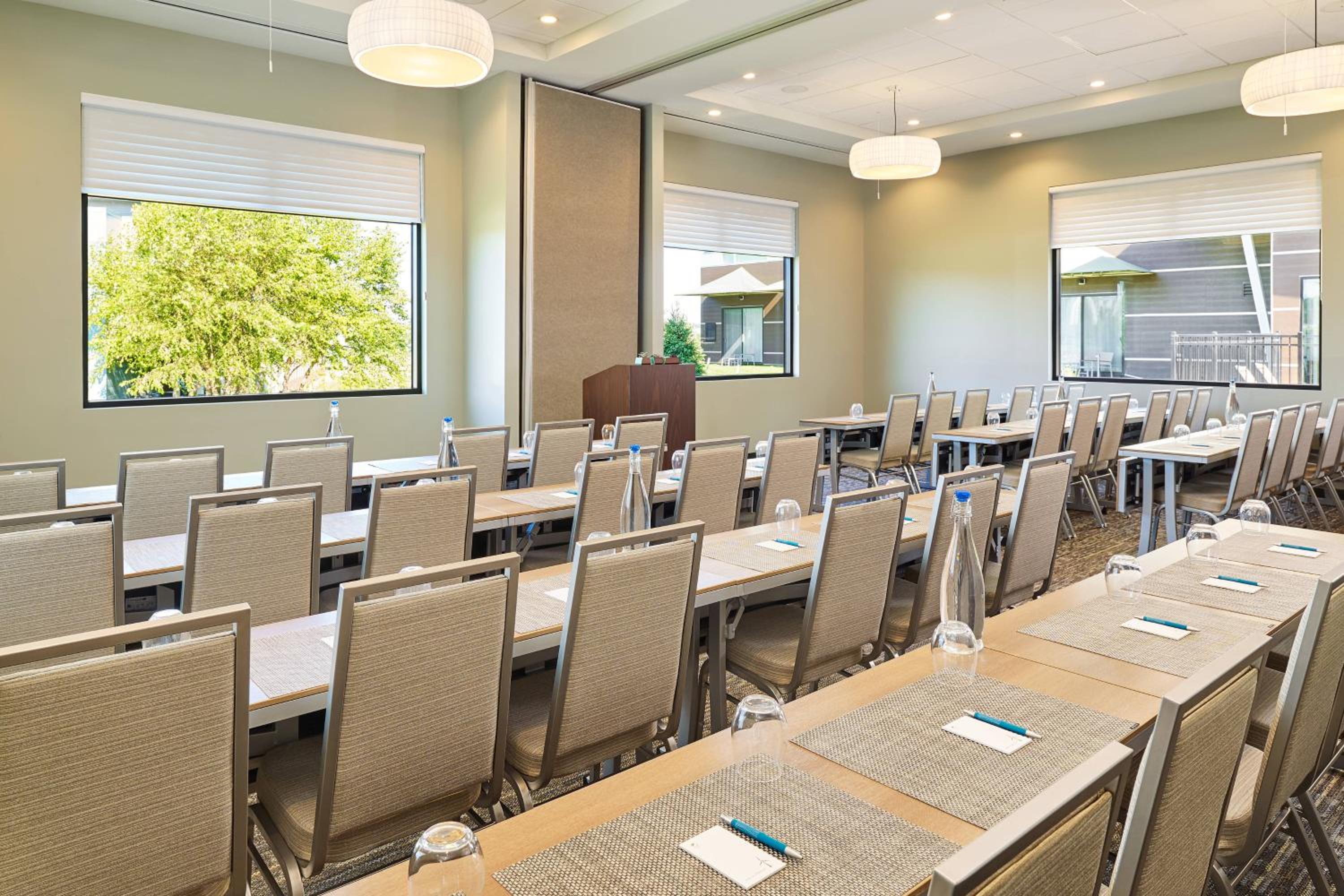 Des Moines Vacations - Element West Des Moines - Property Image 4