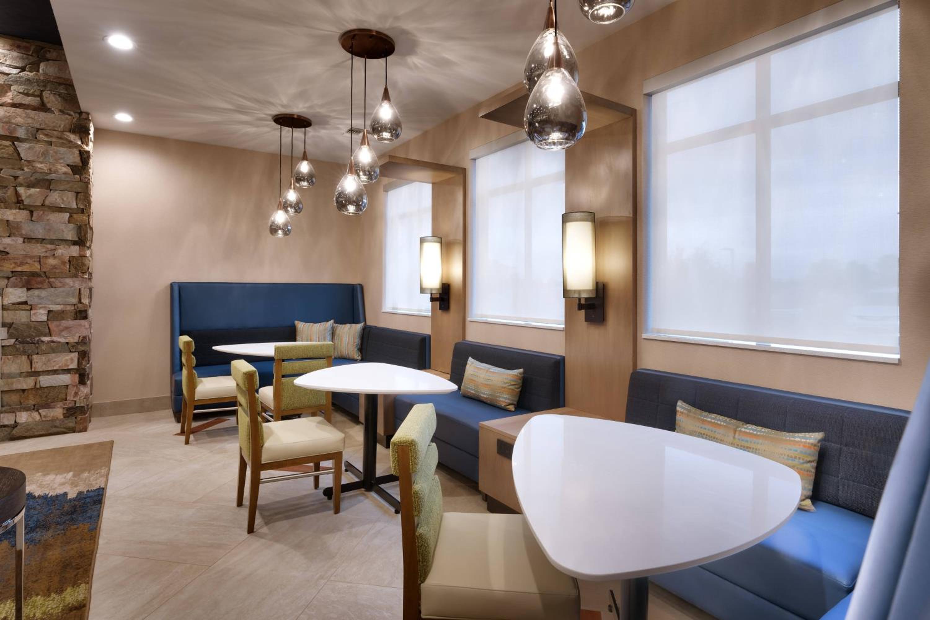 Sedona Vacations - Residence Inn by Marriott Sedona - Property Image 2