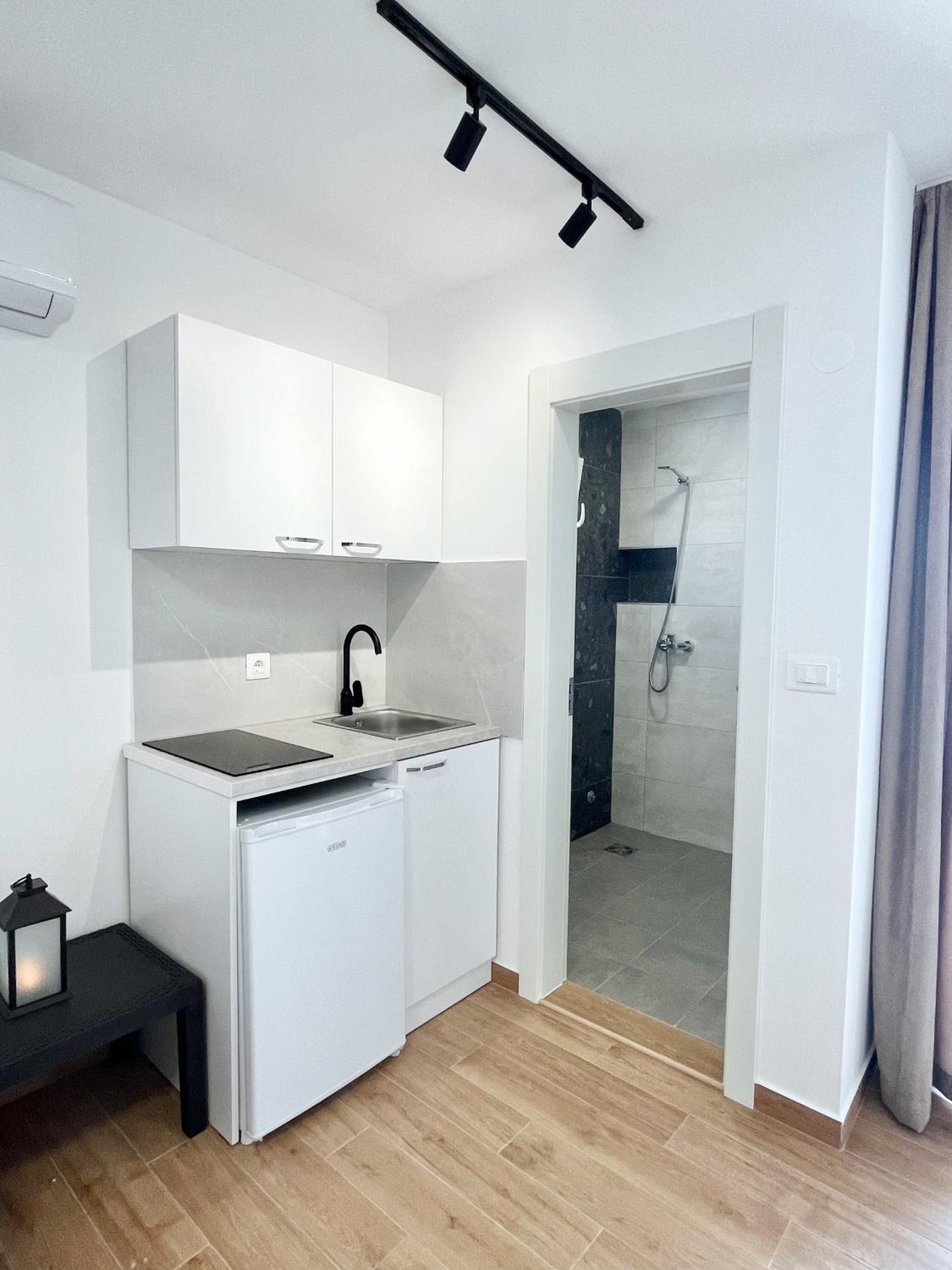 Lana apartmani