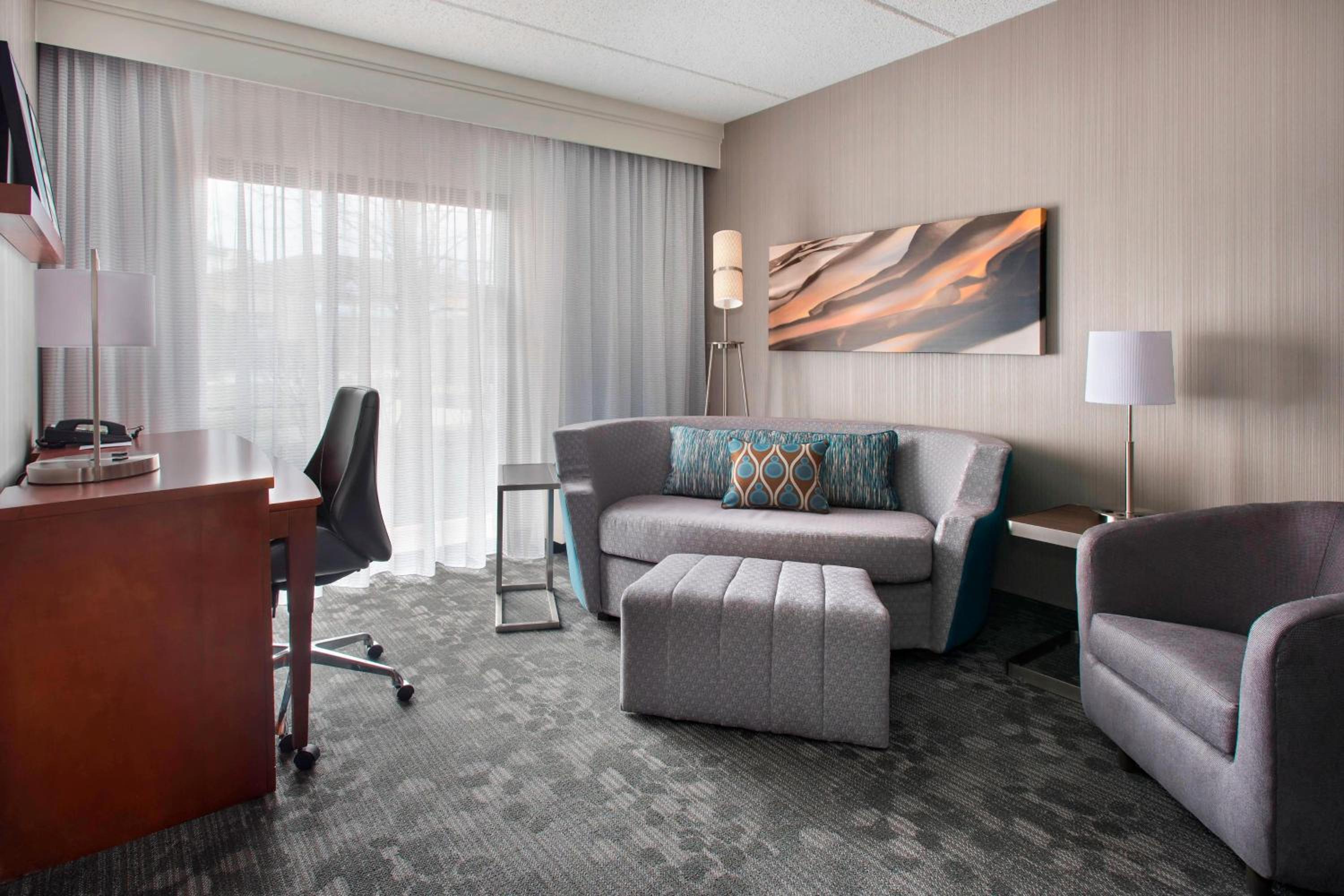 Fishkill Vacations - Courtyard by Marriott Fishkill - Property Image 16