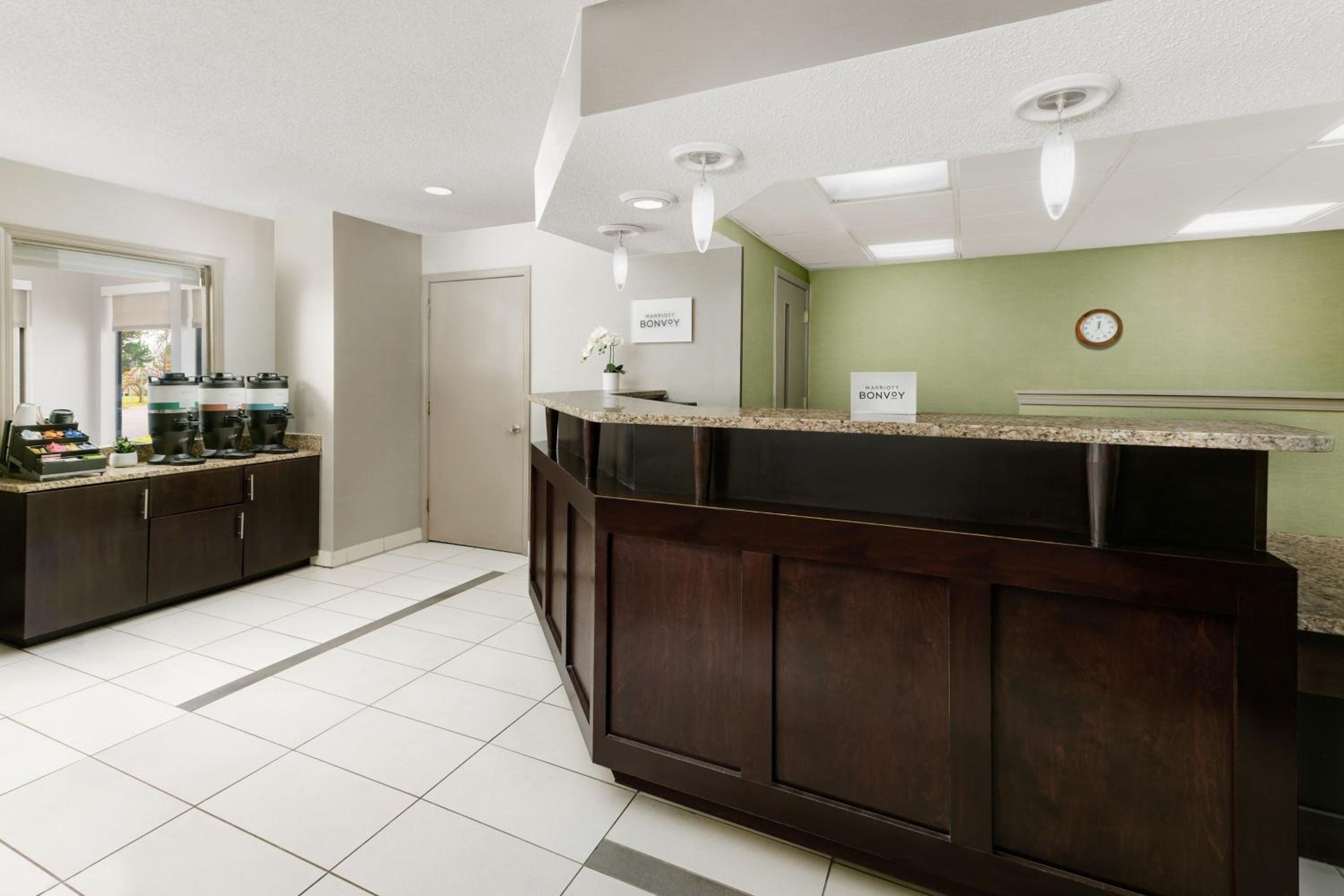 Residence Inn Detroit Troy/Madison Heights view 2