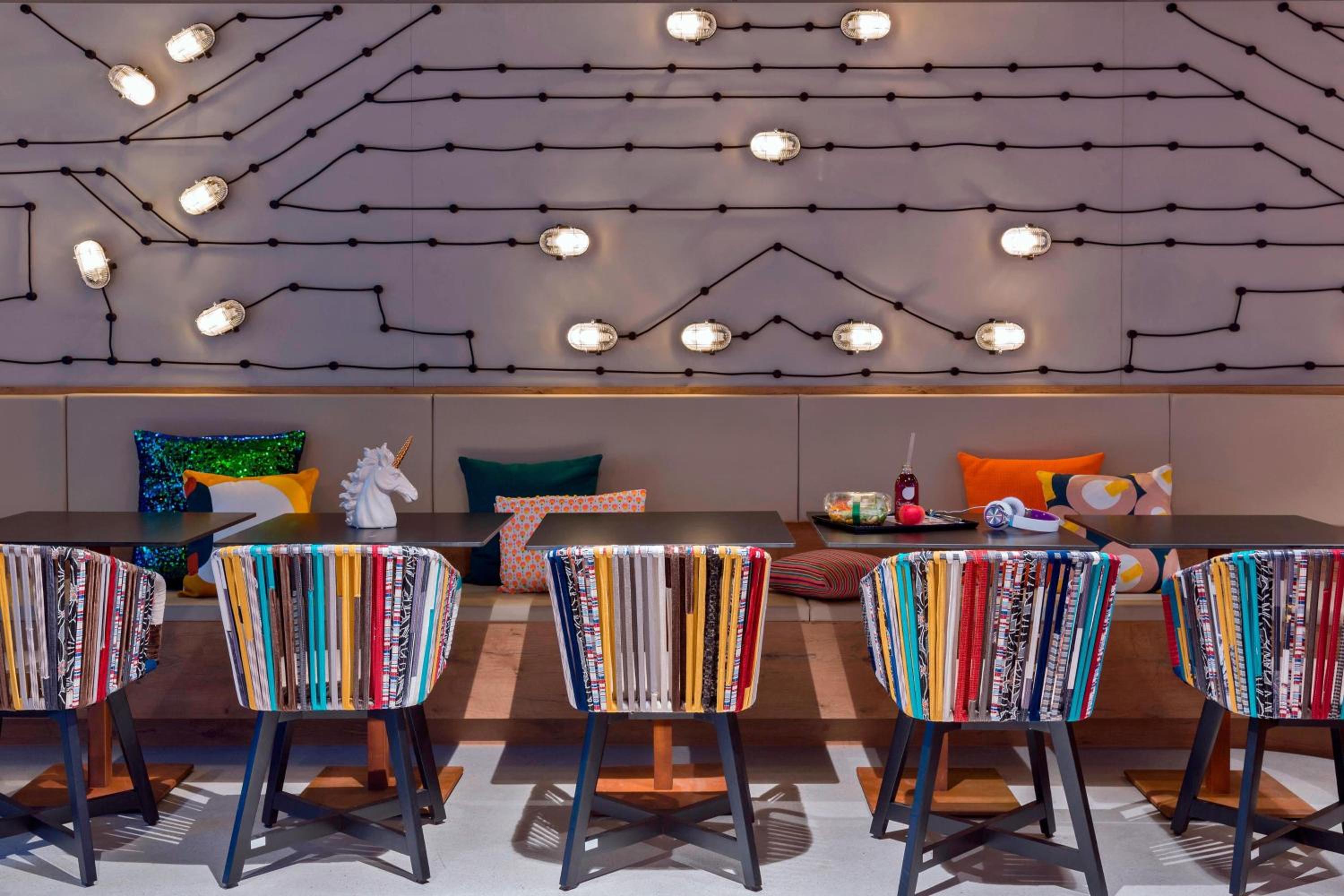 Moxy Frankfurt City Center - Property Image 3