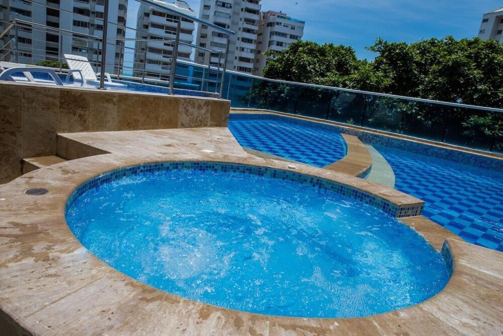 Apartamento lujoso a un minuto de la playa del laguito, la mejor playa de Cartagena de Indias