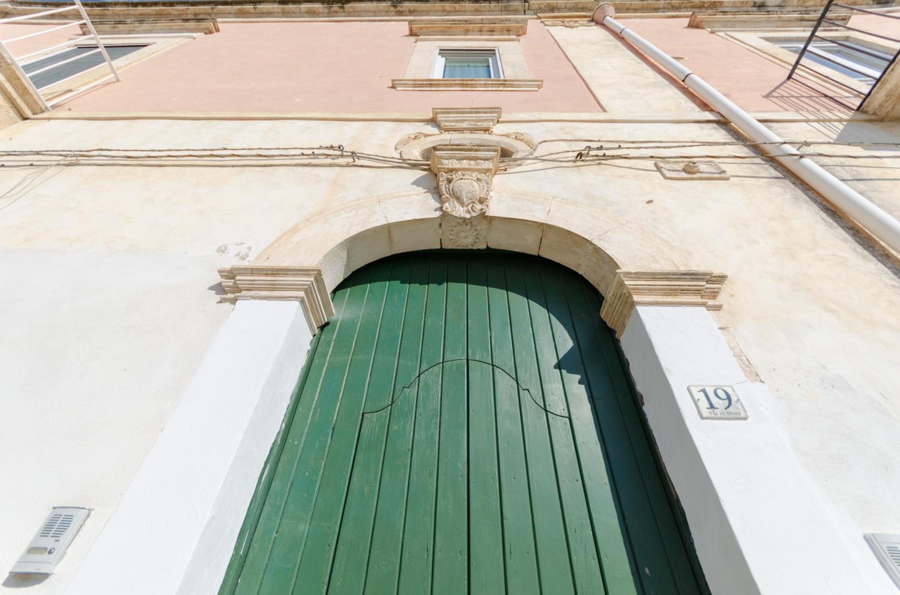 Palazzo Junno Dimora D'Epoca view 3