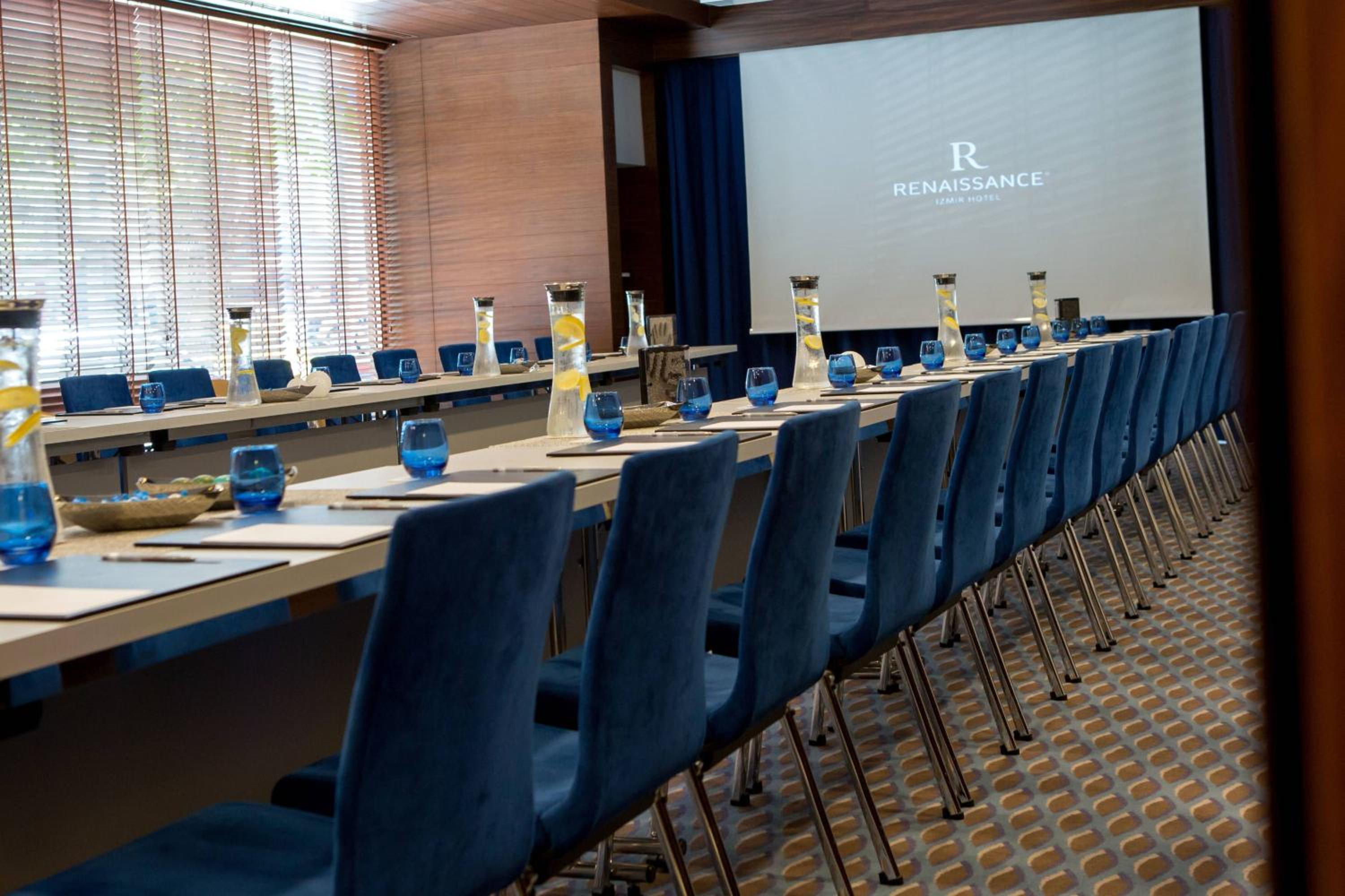 Renaissance İzmir Otel - Image 19