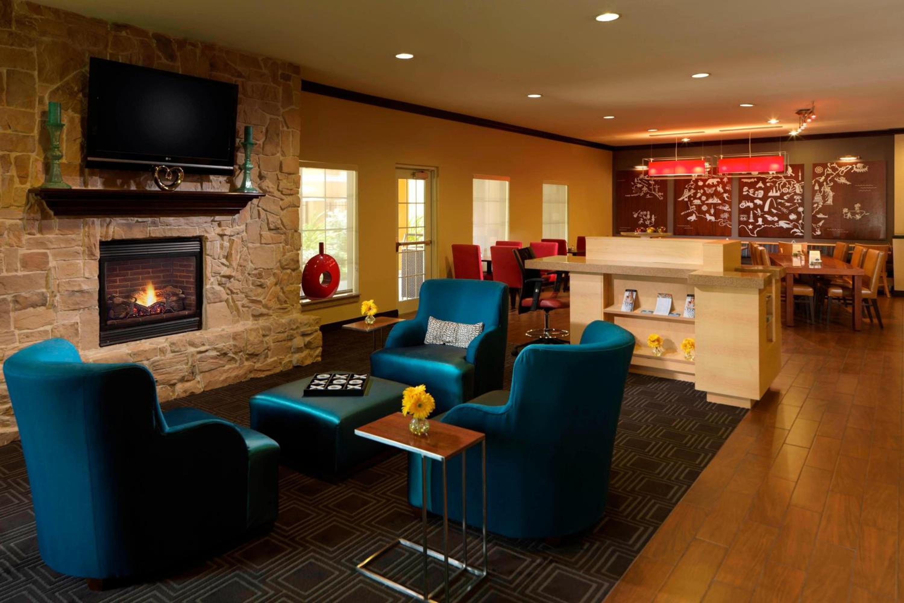 TownePlace Suites Houston North/Shenandoah - Property Image 16