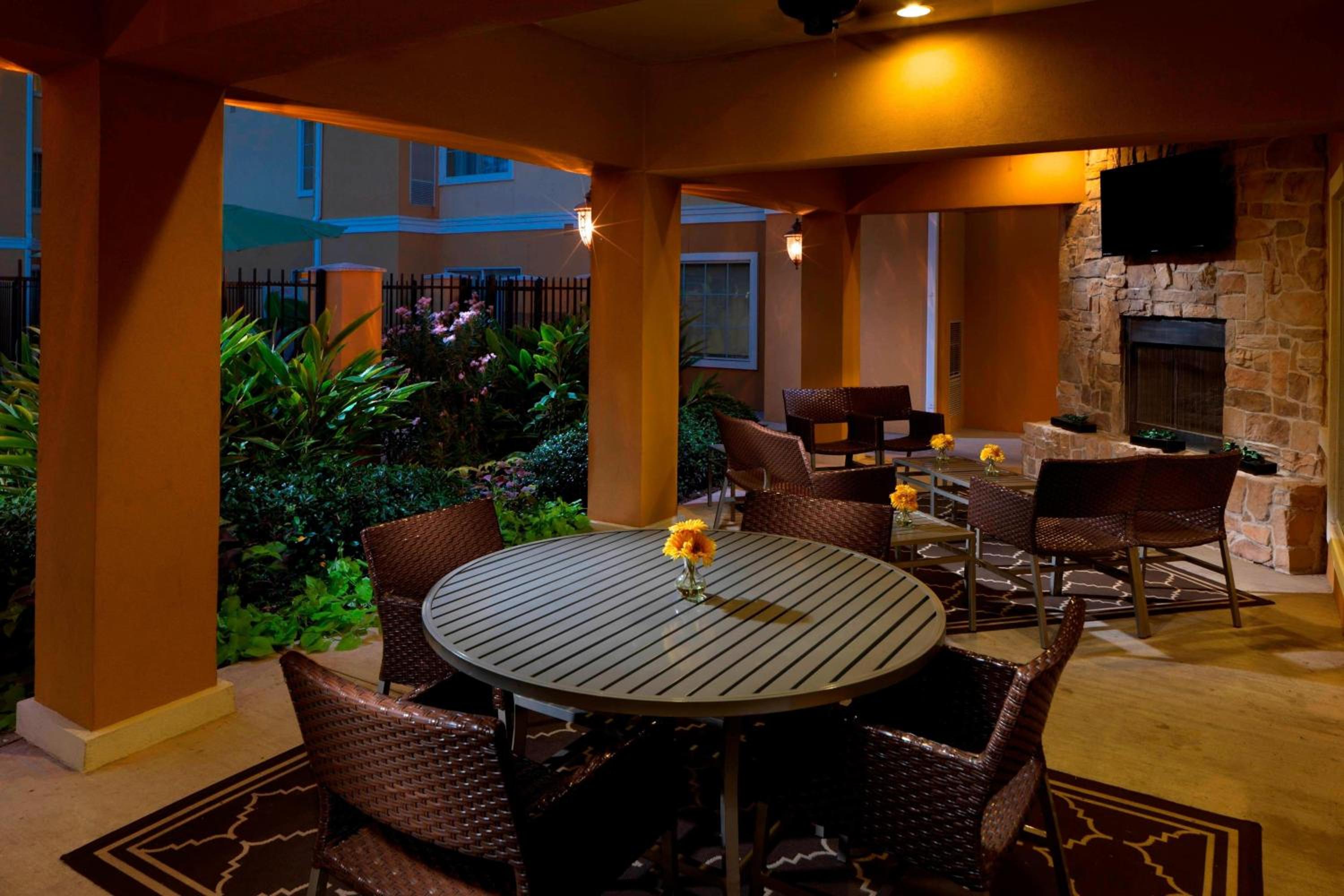TownePlace Suites Houston North/Shenandoah - Property Image 17