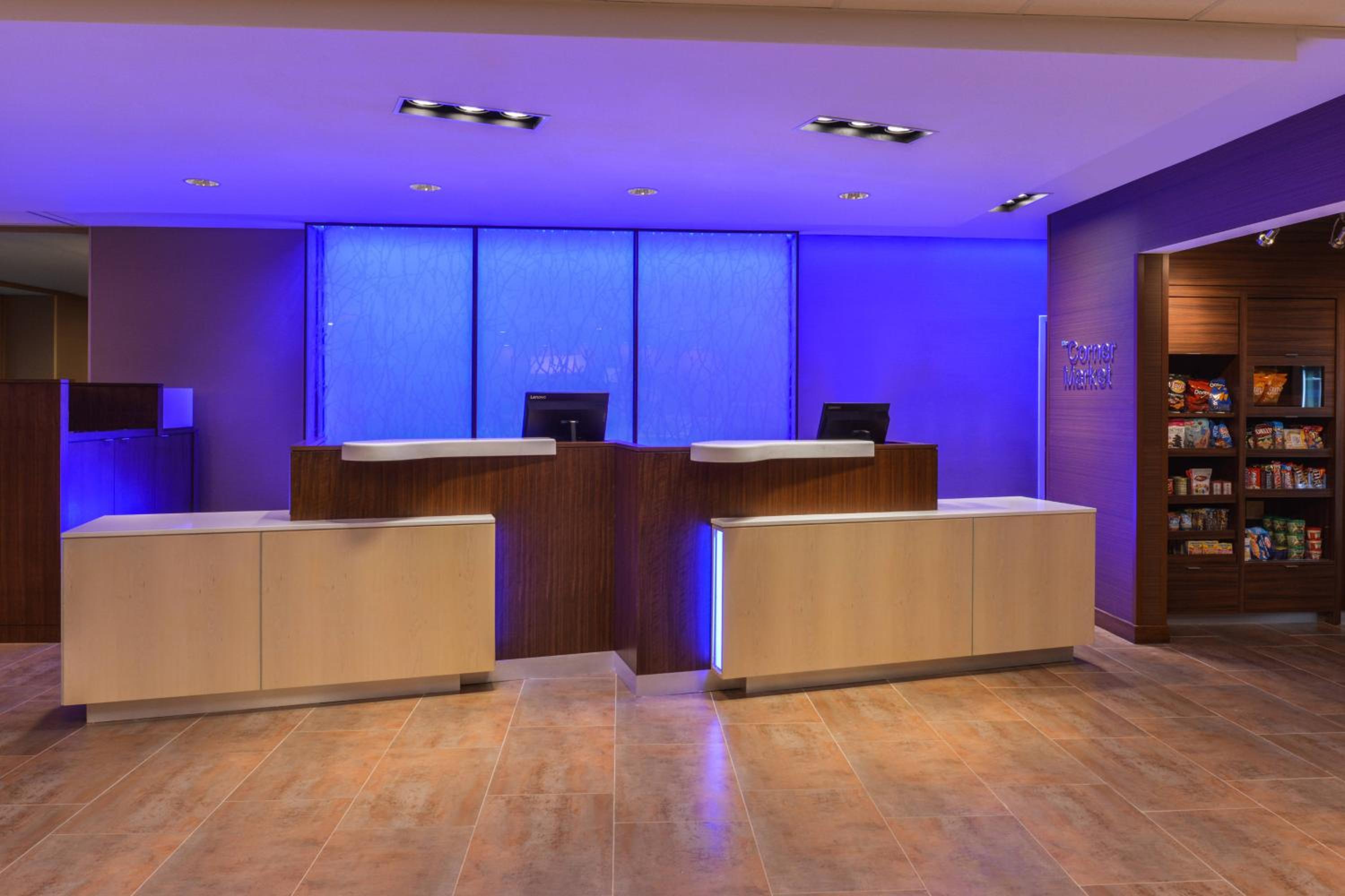 Cedar Rapids Vacations - Fairfield Inn  Suites by Marriott Coralville - Property Image 3