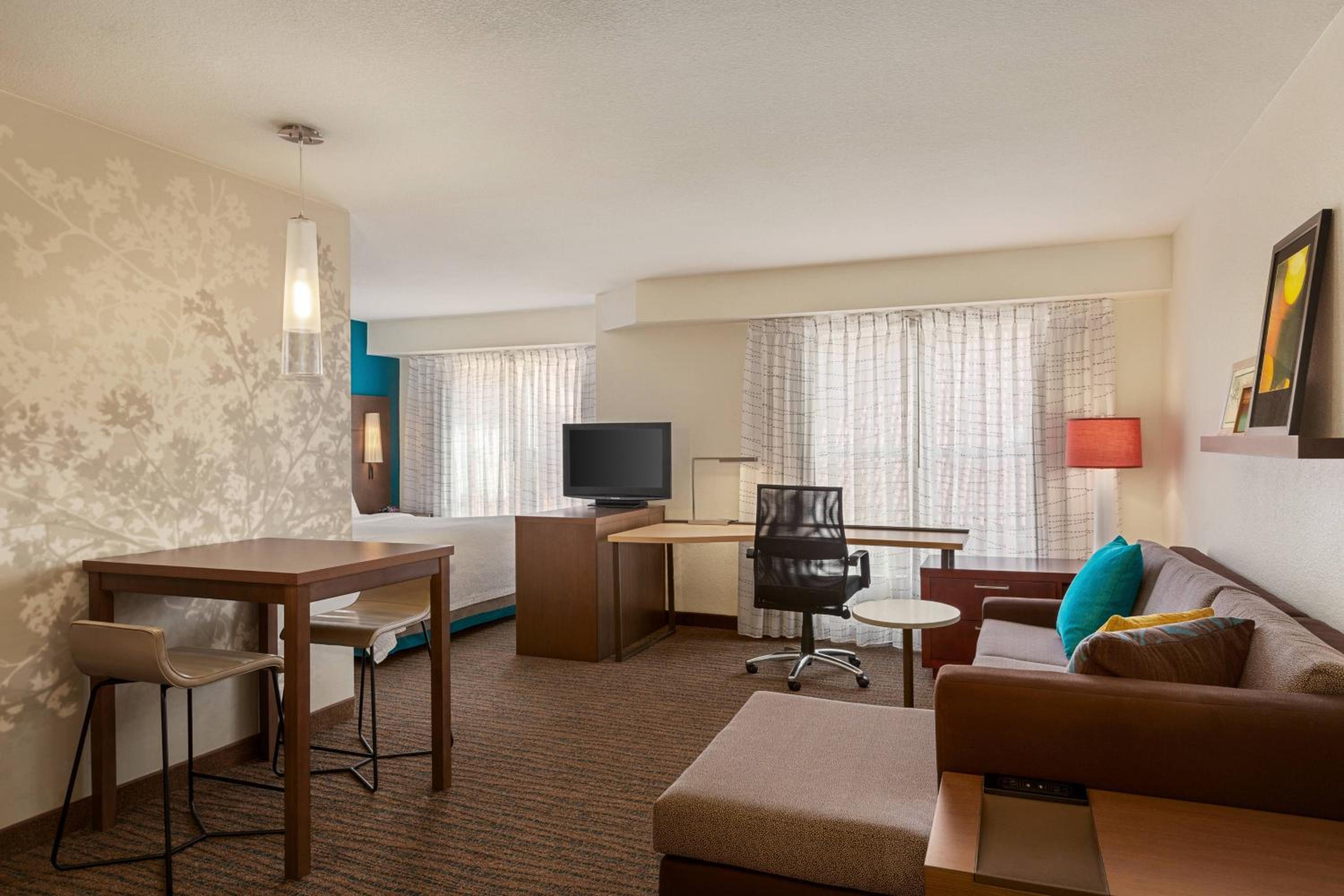 Phoenix Vacations - Residence Inn Phoenix Chandler/Fashion Center - Property Image 5