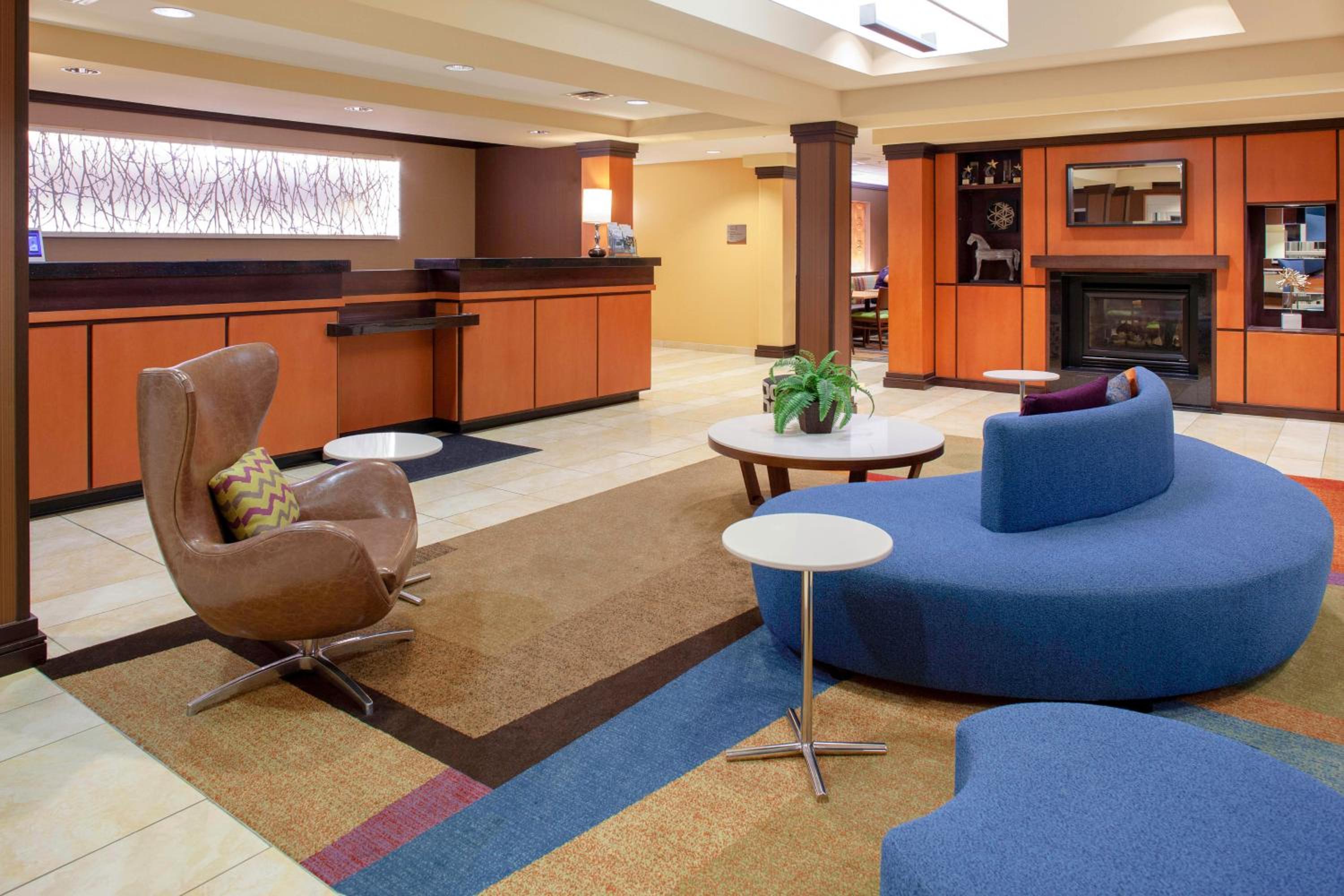Seymour Vacations - Fairfield Inn and Suites by Marriott Seymour - Property Image 1