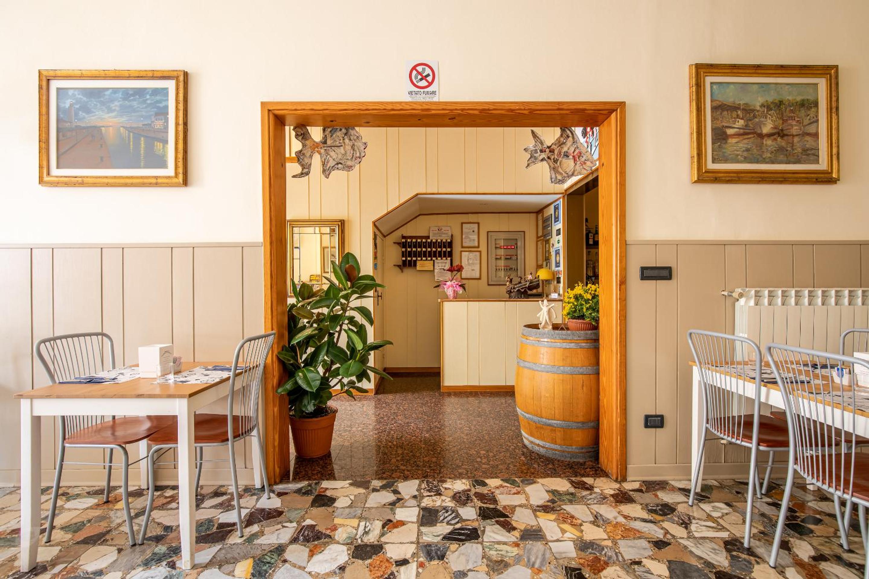 restaurant