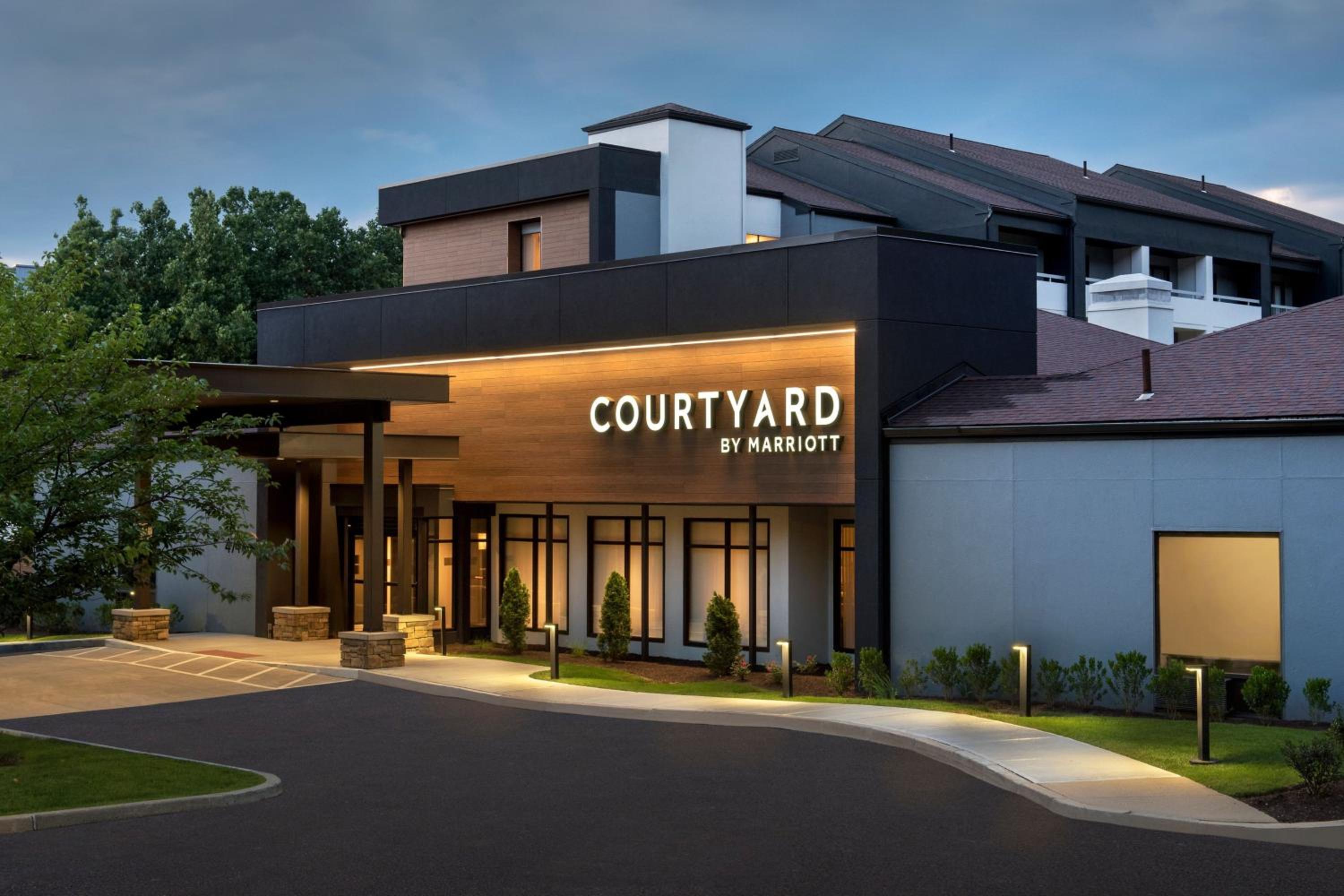Norwalk CA Vacations - Courtyard by Marriott Norwalk - Property Image 29