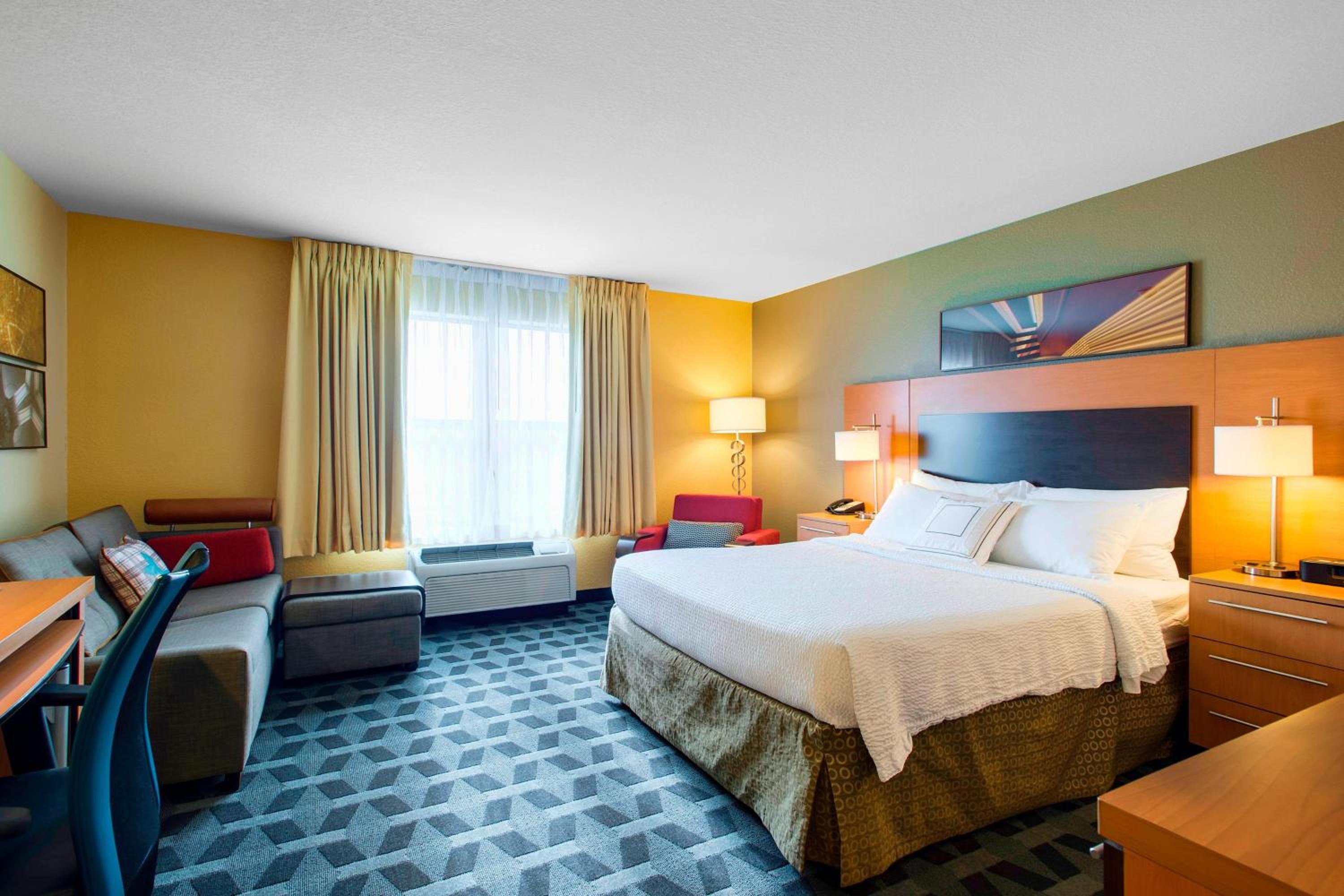 TownePlace Suites by Marriott Kansas City Overland Park - Property Image 10