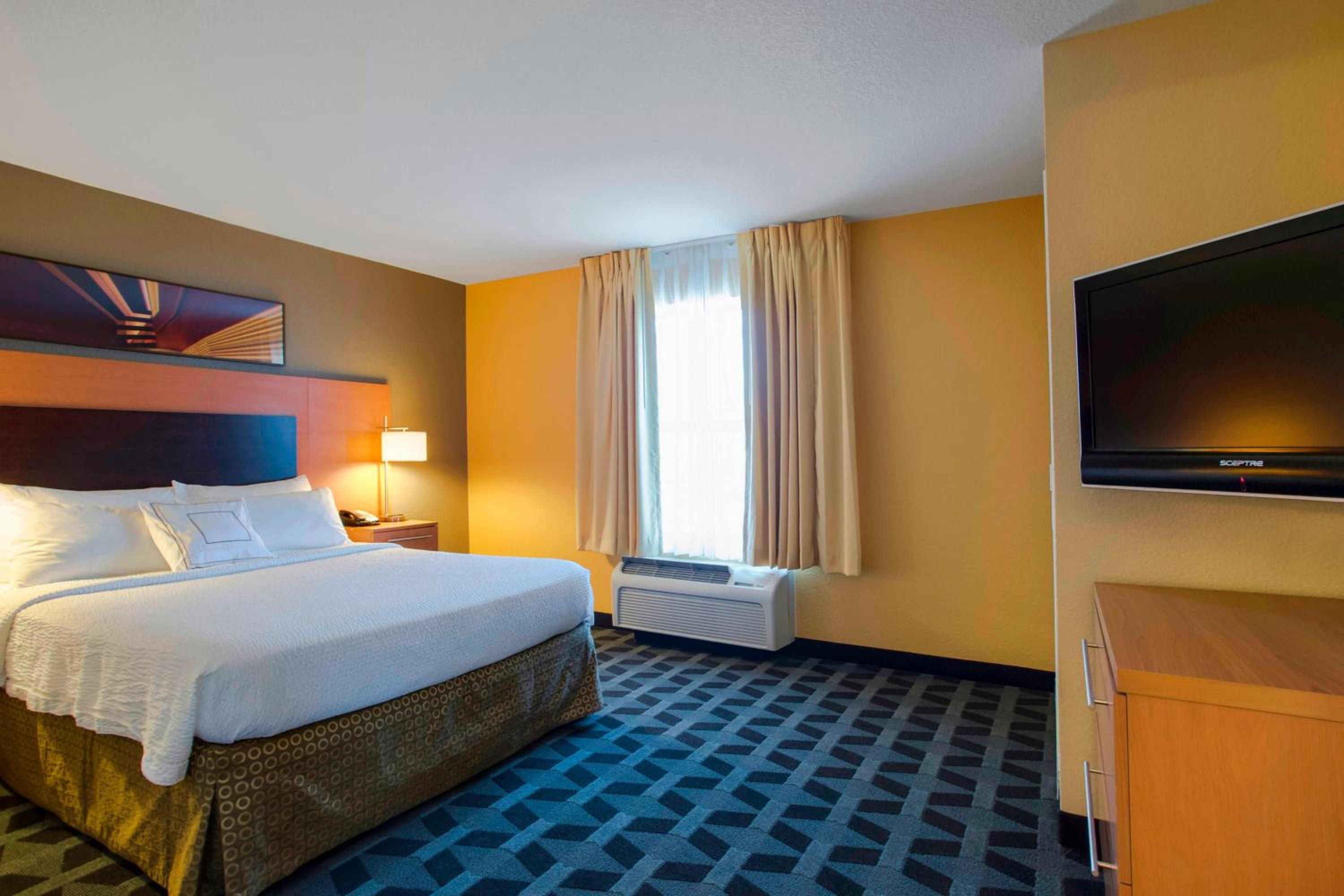 TownePlace Suites by Marriott Kansas City Overland Park - Property Image 4