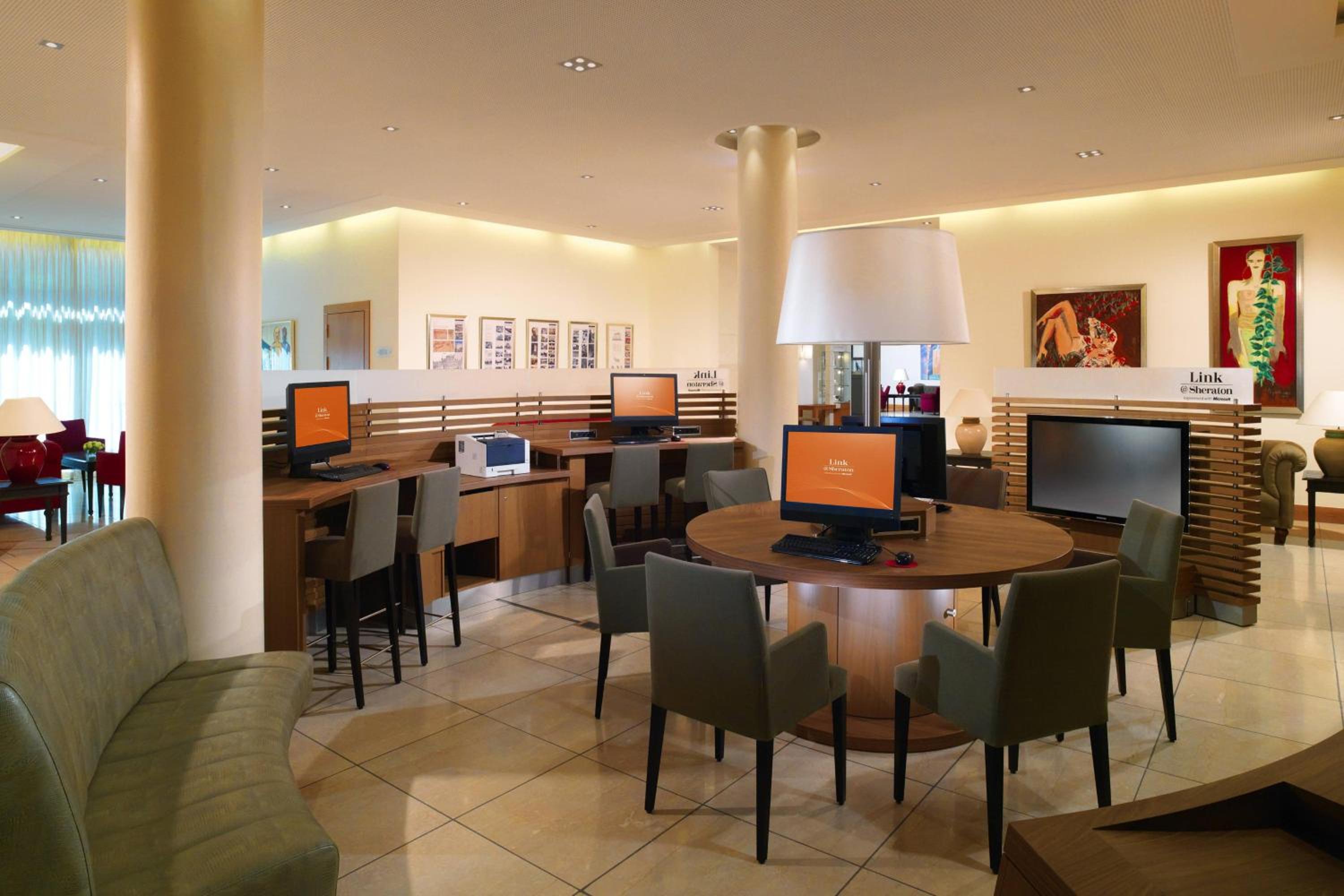 Sheraton Carlton Nuernberg - Property Image 33