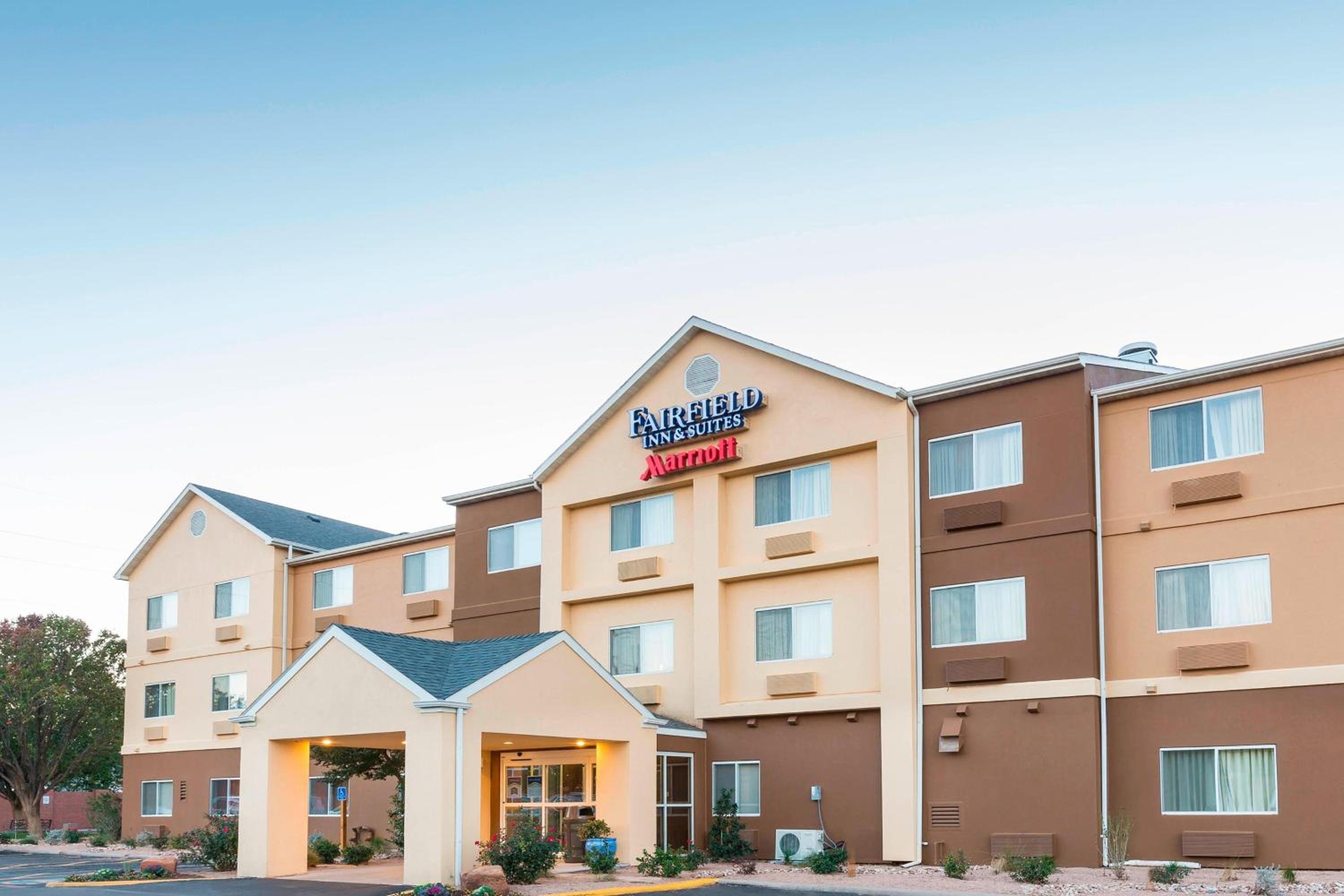Hotel Fairfield Inn & Suites Lubbock - Image 1
