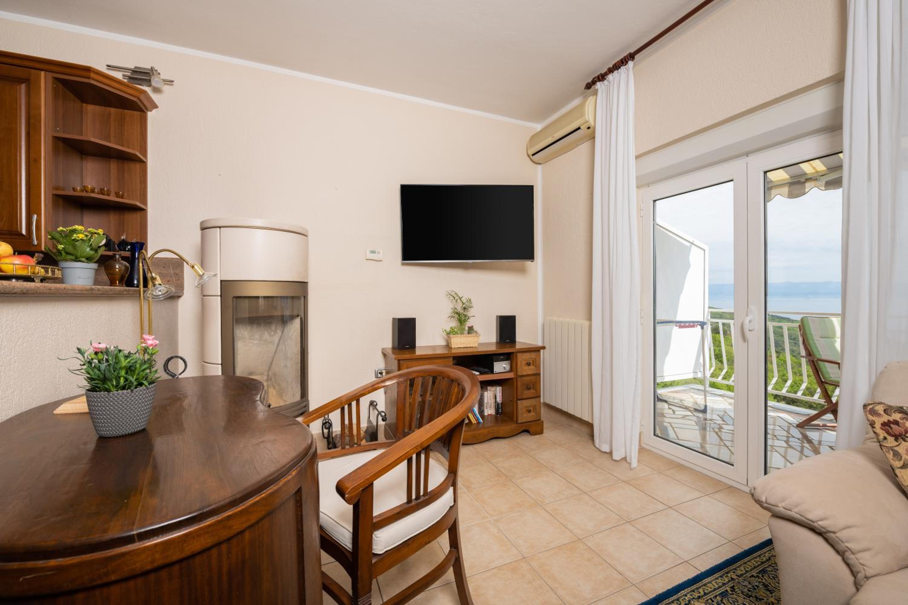 Holiday Home Sara by 22Estates view 4