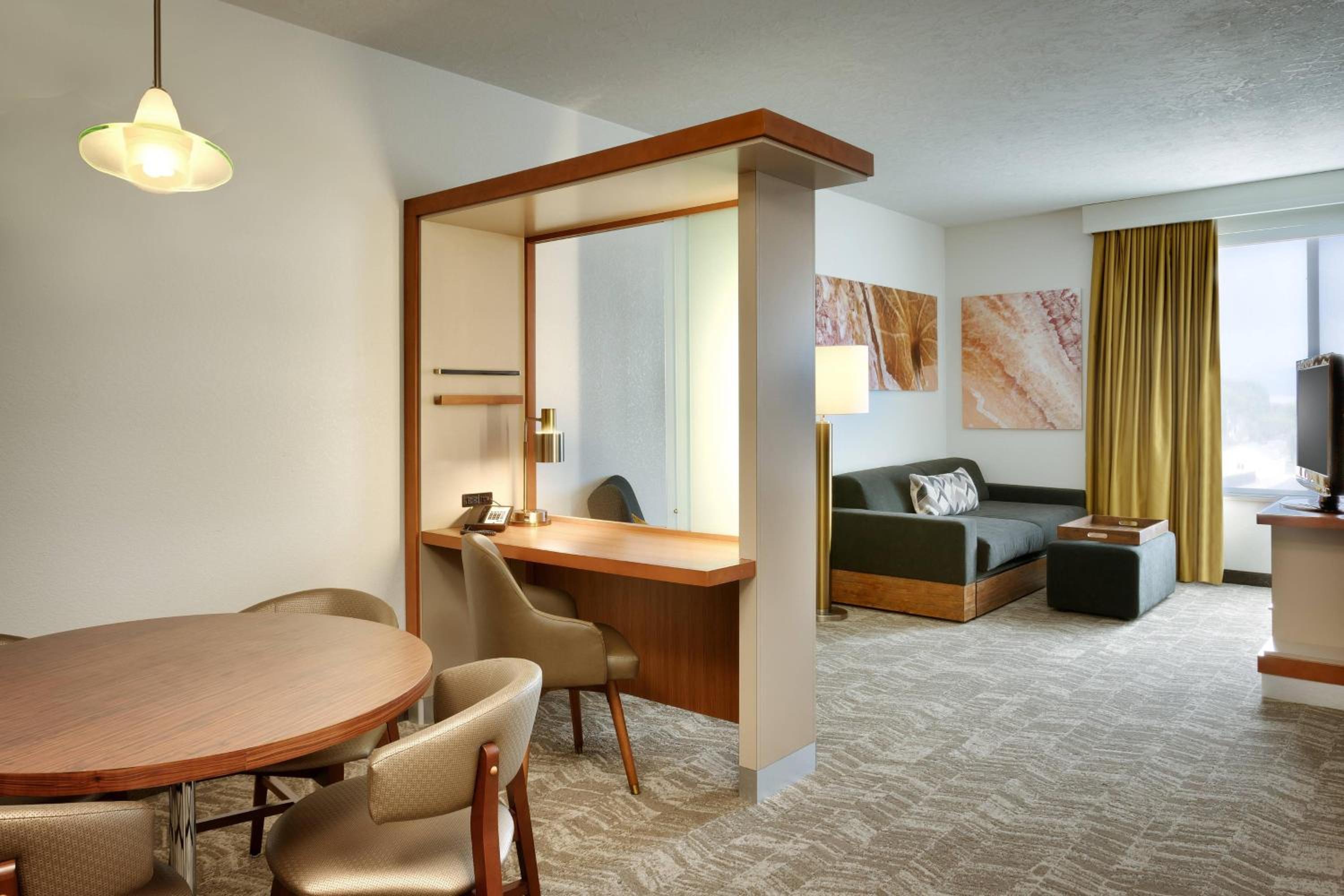 Vernal Vacations - Springhill Suites by Marriott Vernal - Property Image 7