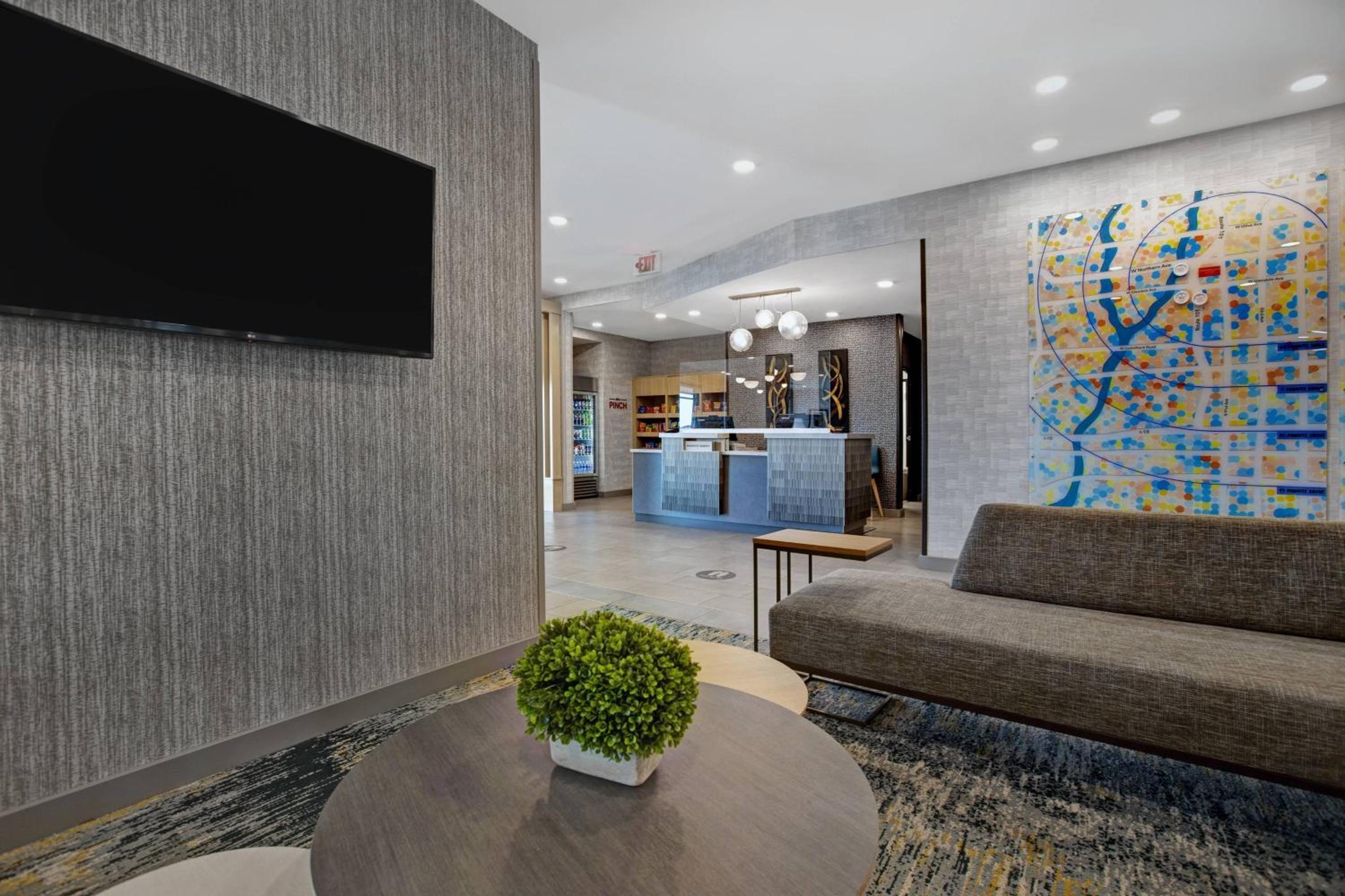 Phoenix Vacations - TownePlace Suites by Marriott Phoenix Glendale Sports  Entertainment District - Property Image 5