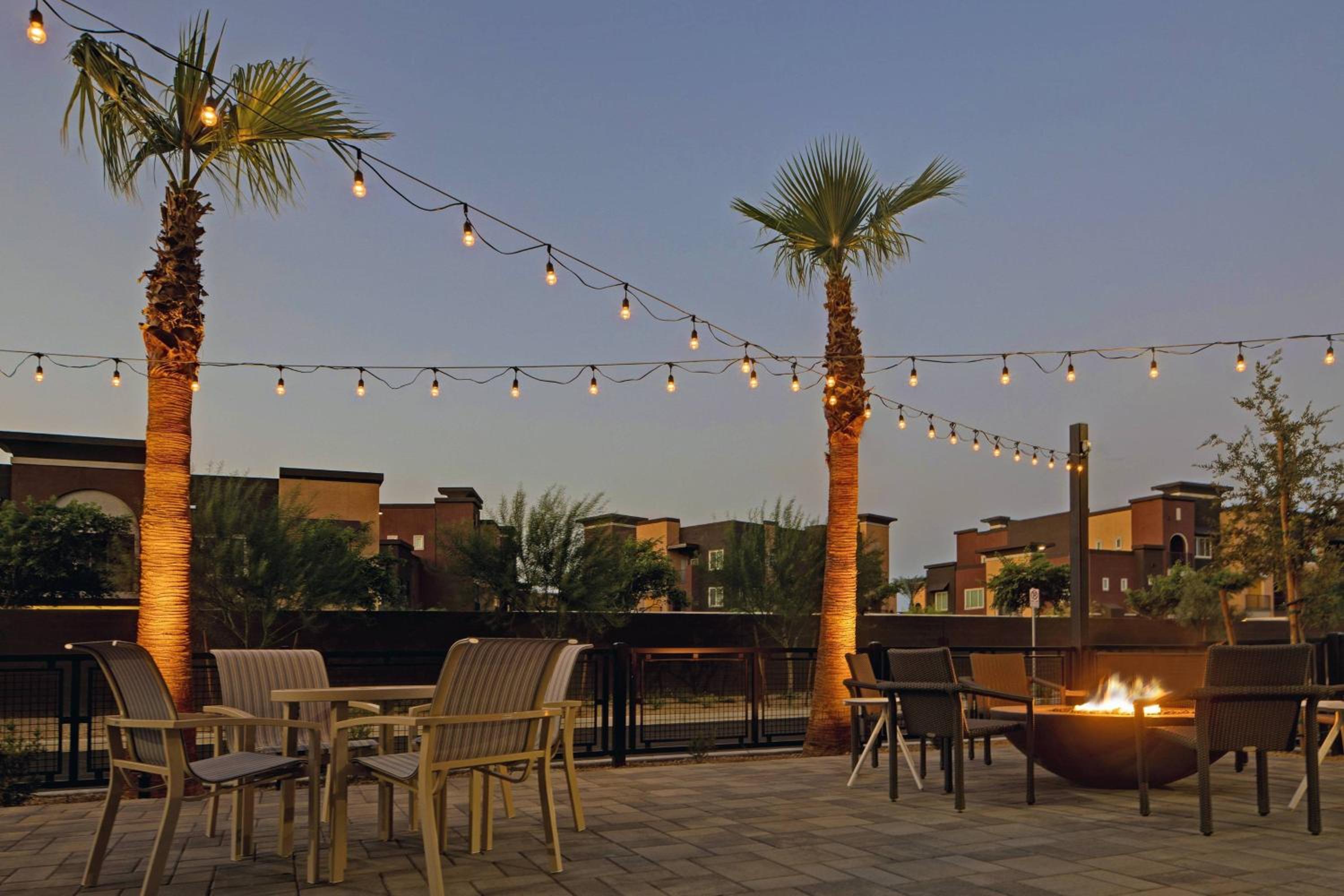 Glendale Vacations - TownePlace Suites by Marriott Phoenix Glendale Sports  Entertainment District - Property Image 7