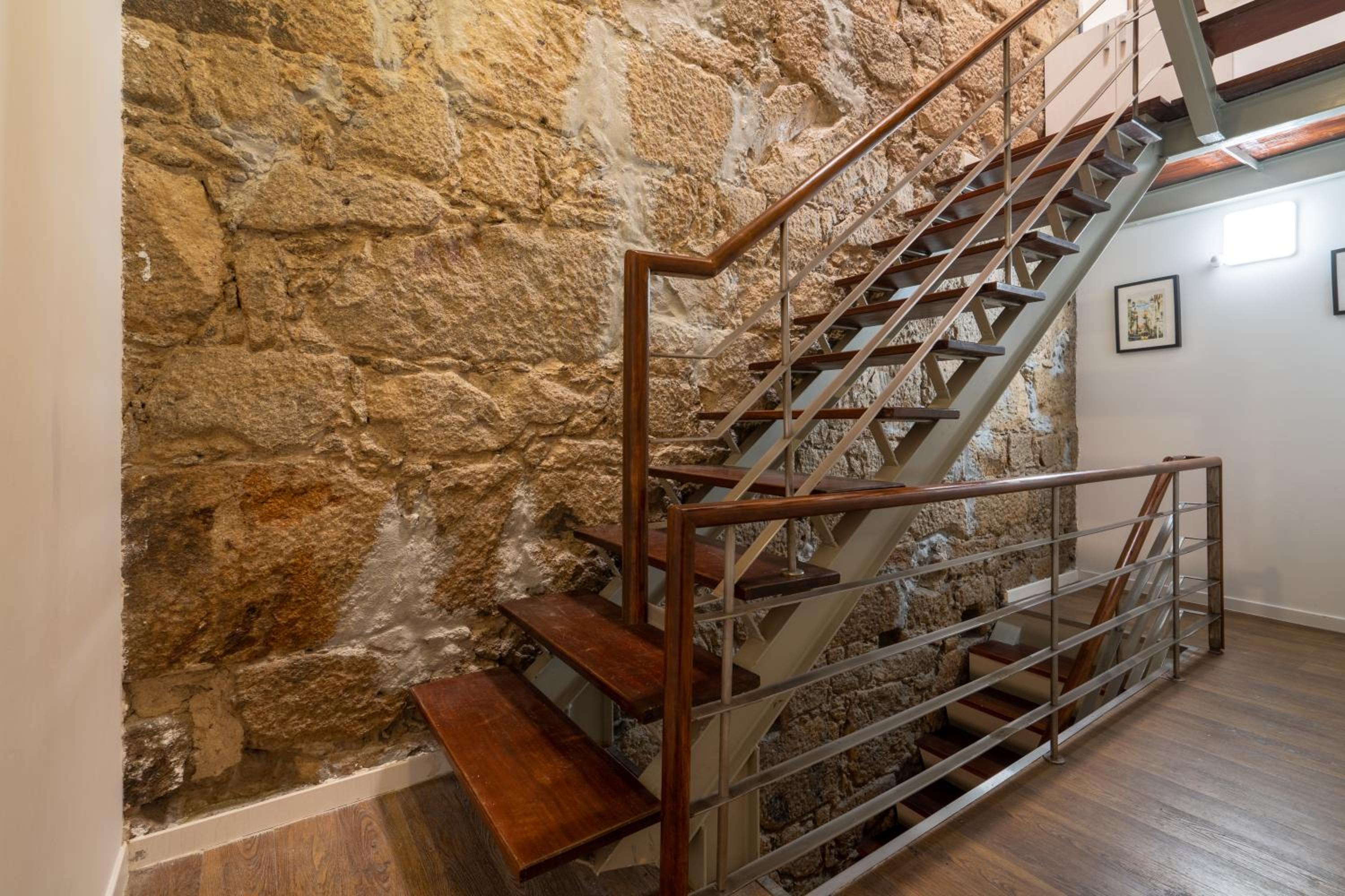 Charming Porto Gem Metro Balcony Central Location