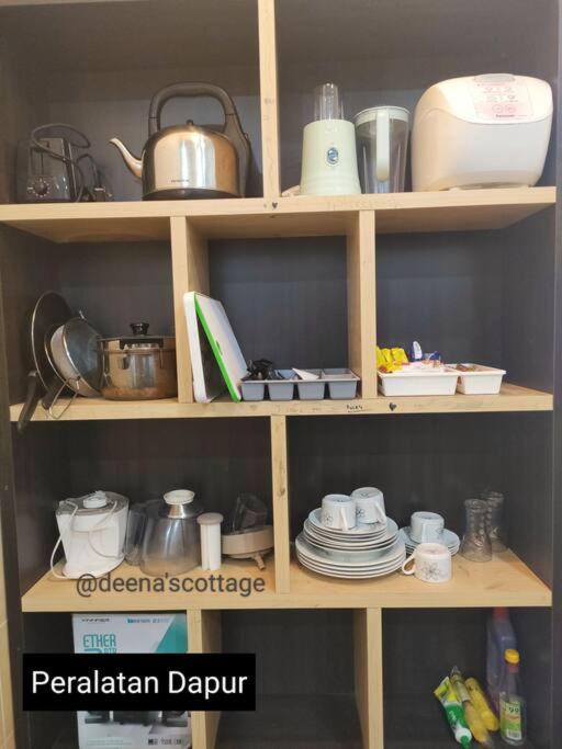 Deena's Cottage Homestay Kulim Hitech Hospital Kulim, Three bedrooms Single Storey Terrace House photo 4
