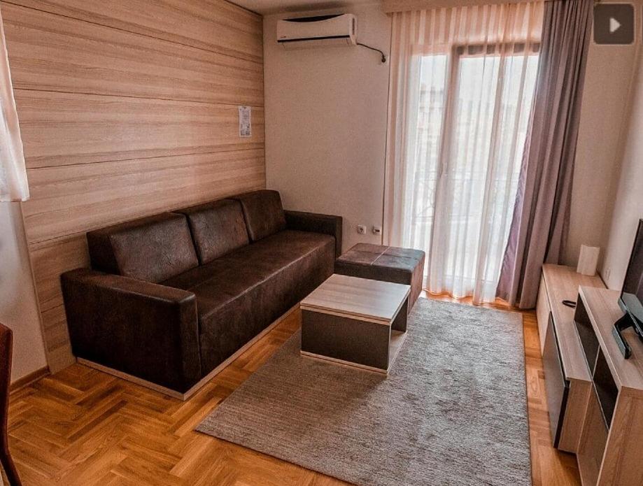 Apartmani Lenka