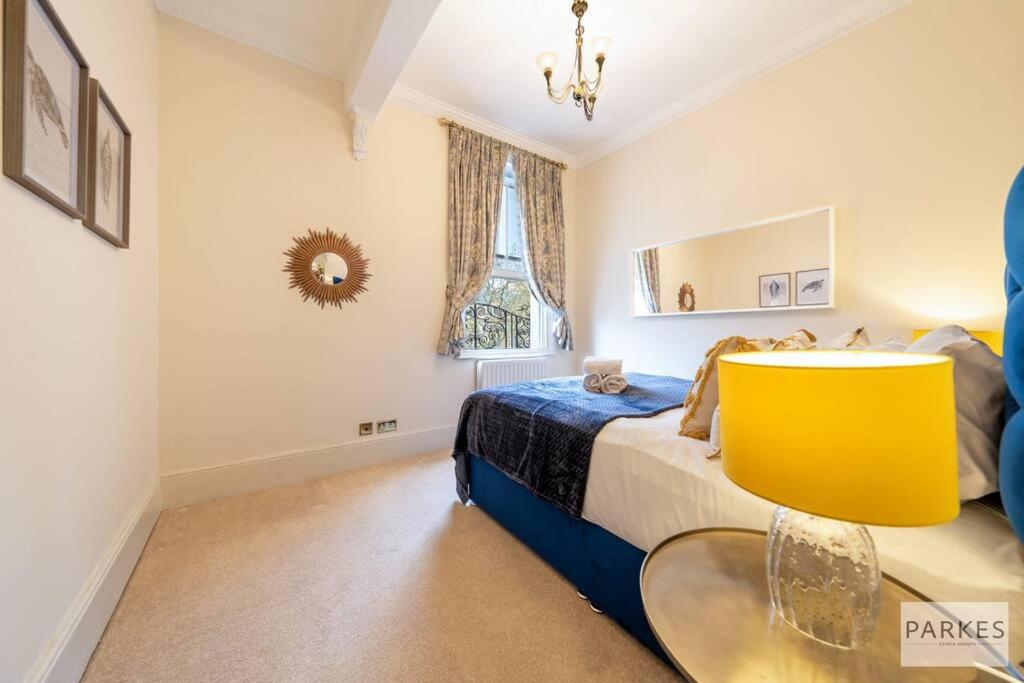 South Kensington - Cromwell Rd Residence
