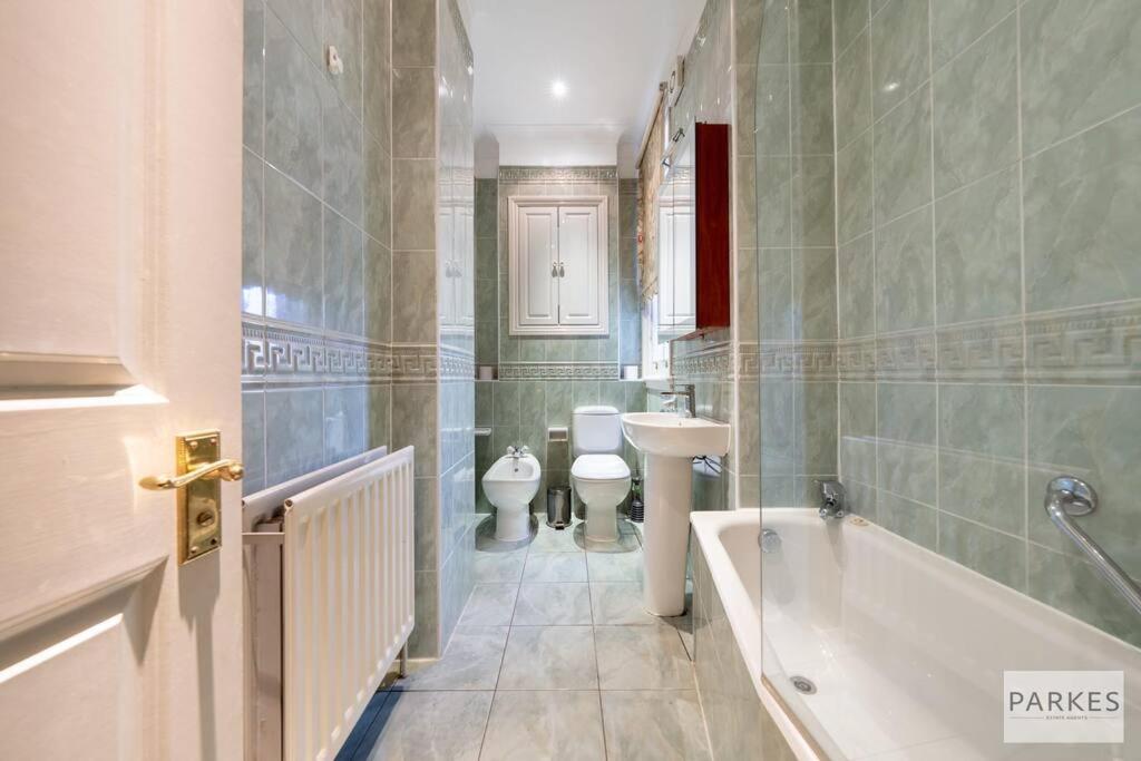 South Kensington - Cromwell Rd Residence