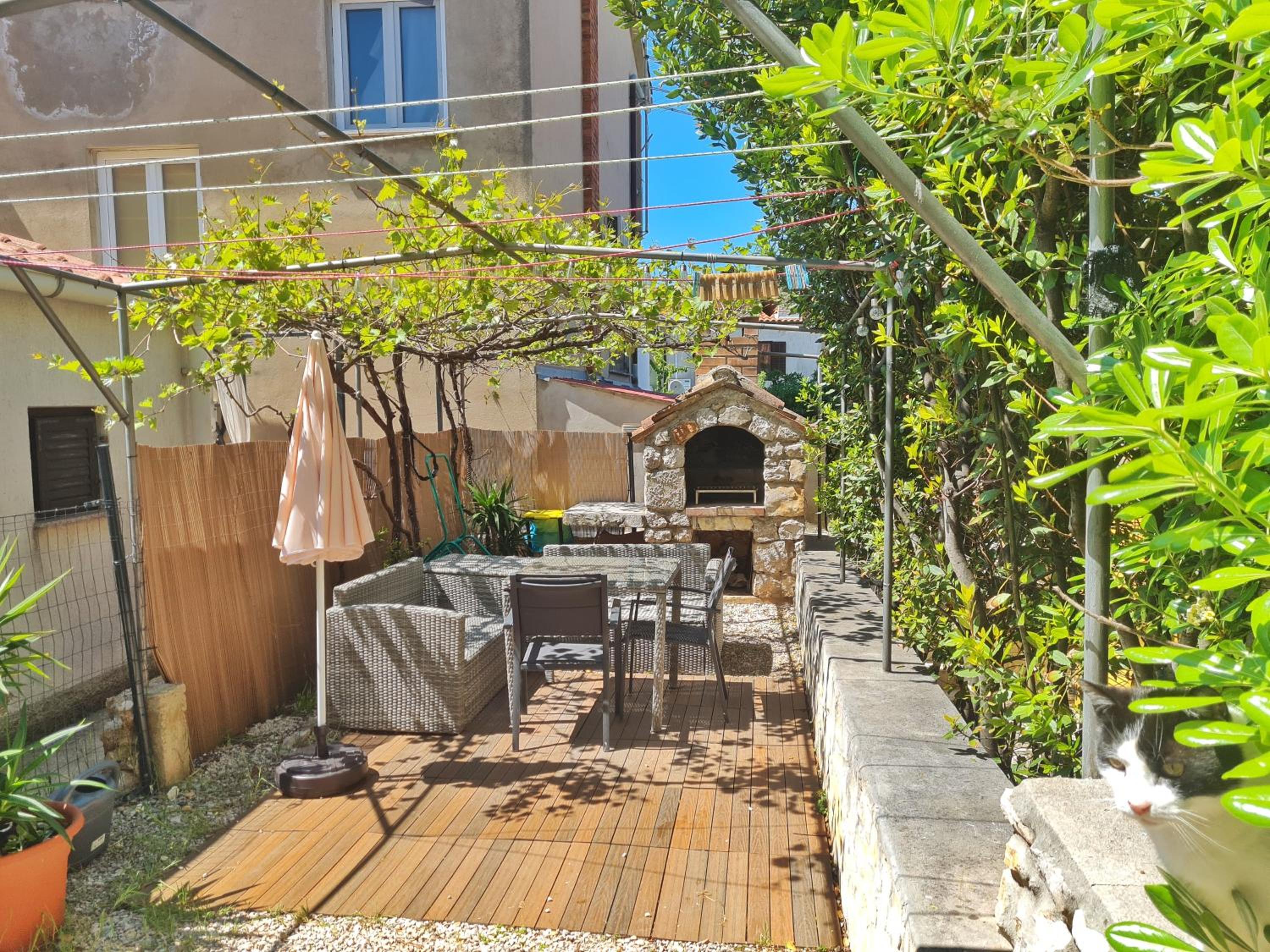 Photo 43