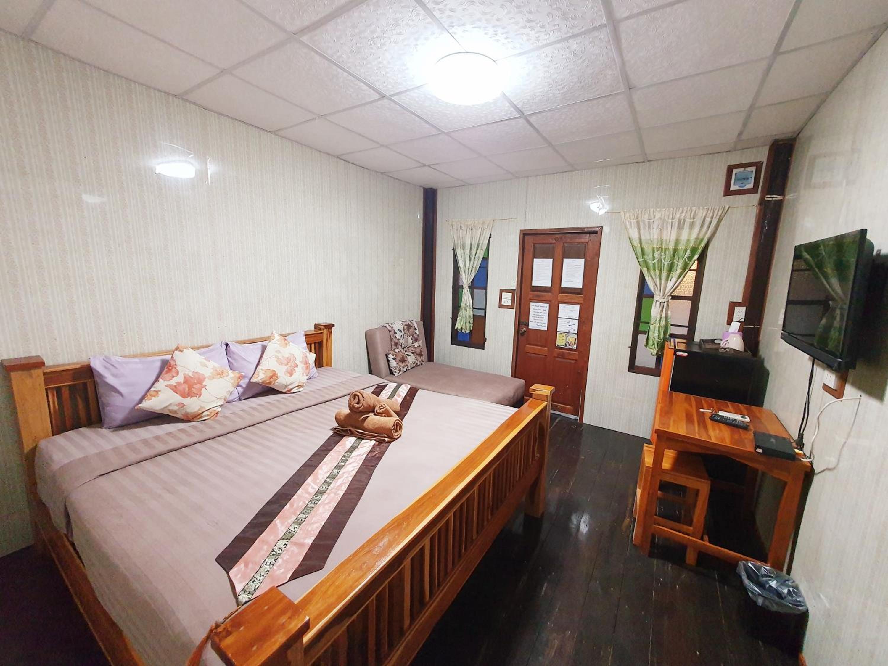 KTT Resort and Motorbike & Bicycle for rents Sukhothai