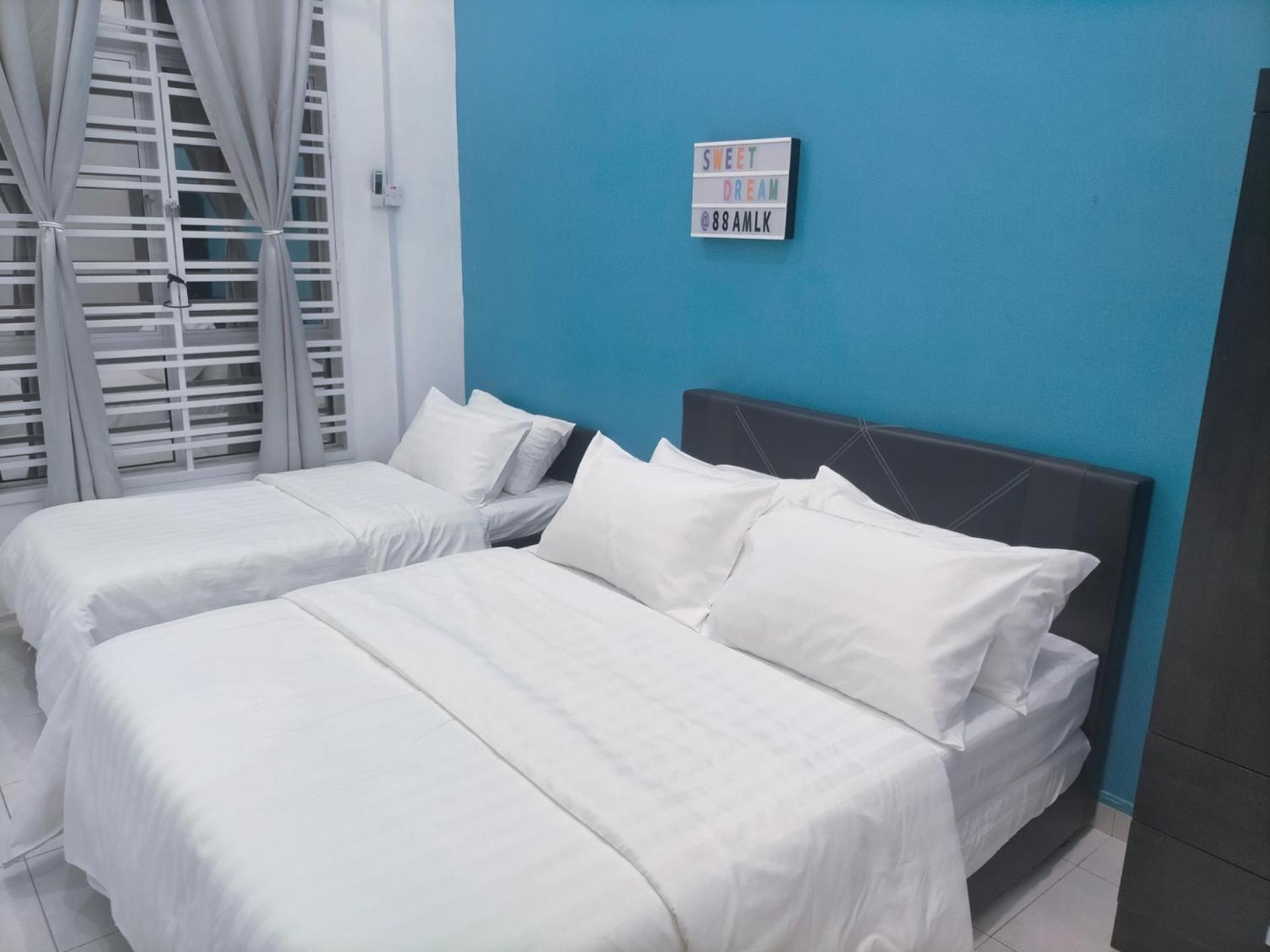 Homestay 88A Melaka for 9 pax with Private Pool, Smart TV, Netflix and Wifi photo 7