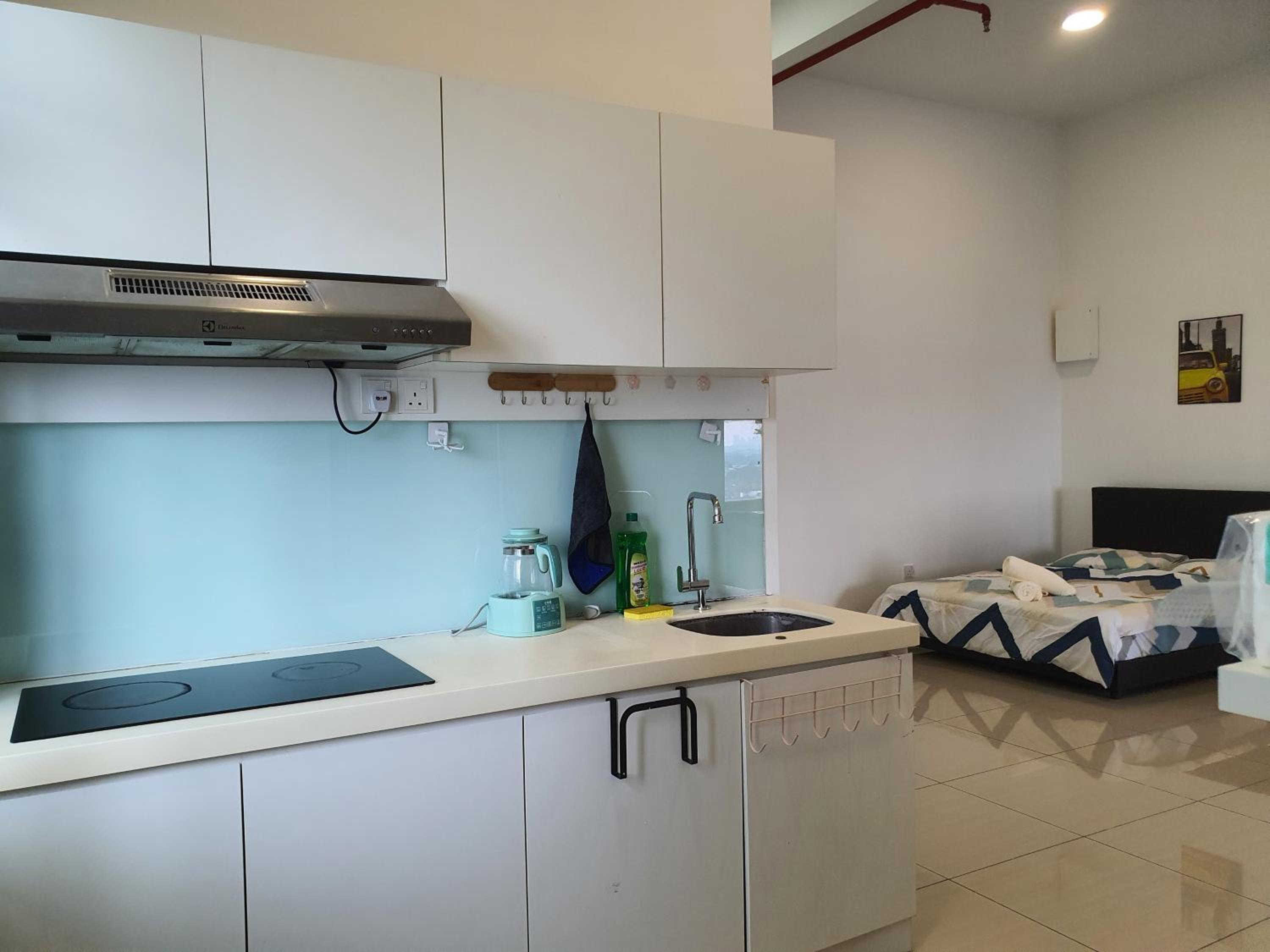 Austin Heights, 1 room with 4 guest IKEA