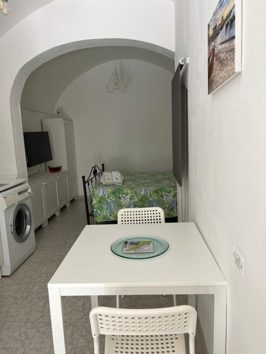 Nonno Tommy view 3