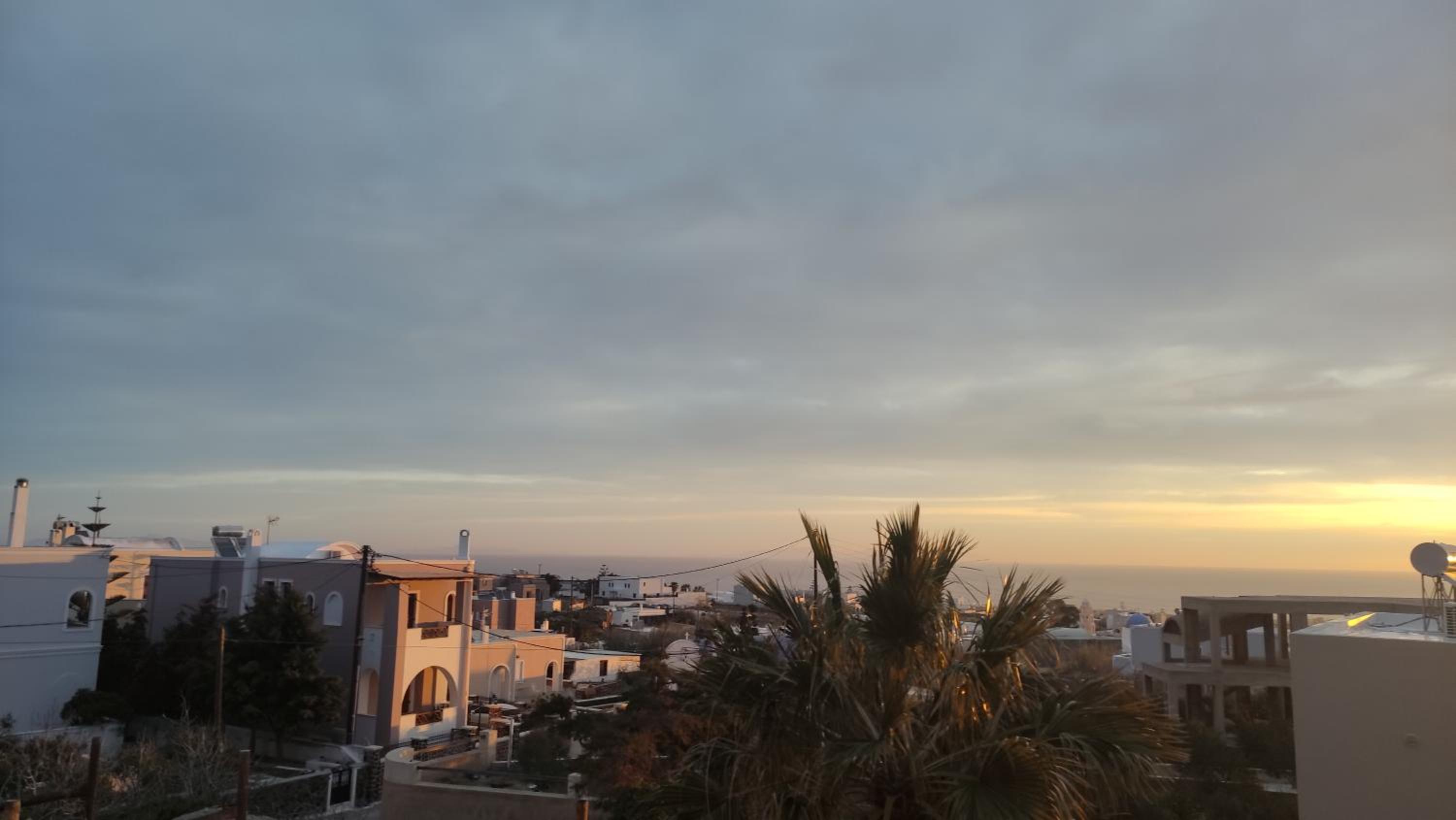 Santorini Villatzio Suites