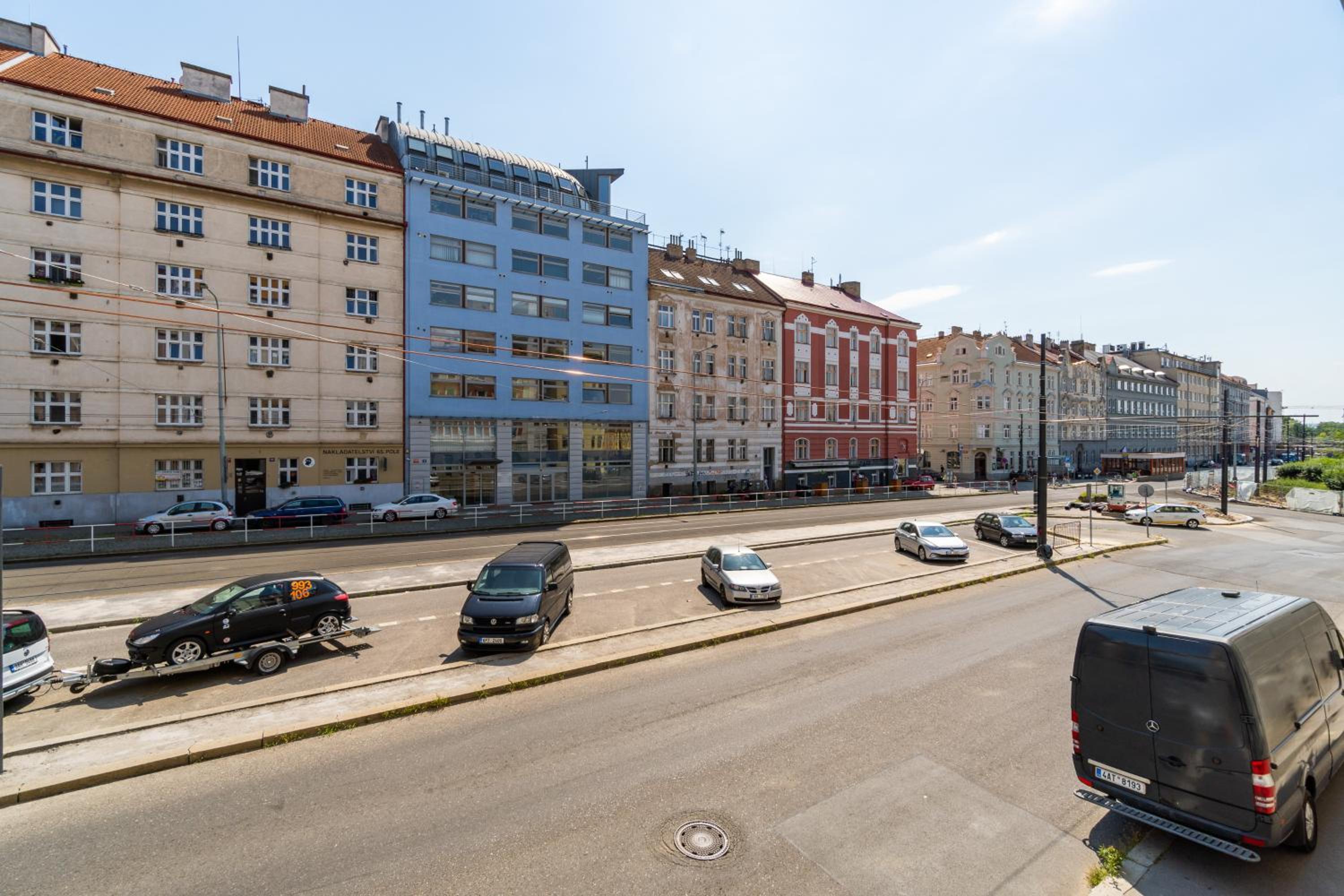 Brand new studio apartment #21 with free secure parking in the center