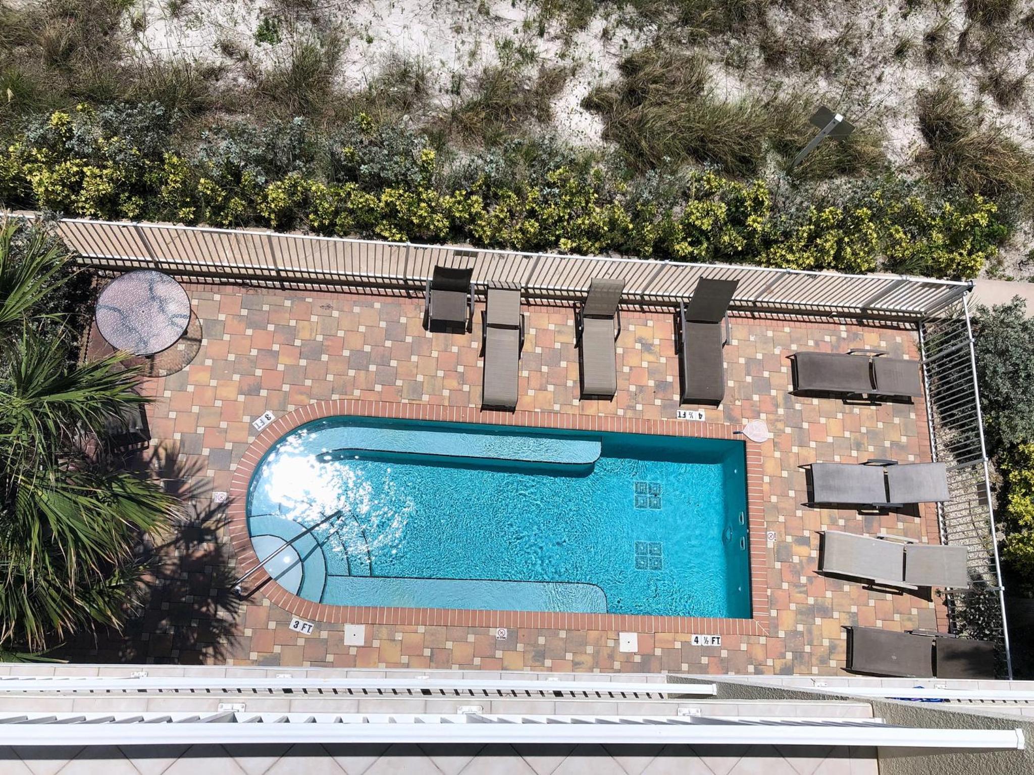 Chateaus on White Sands 502 Beachfront Condo view 2