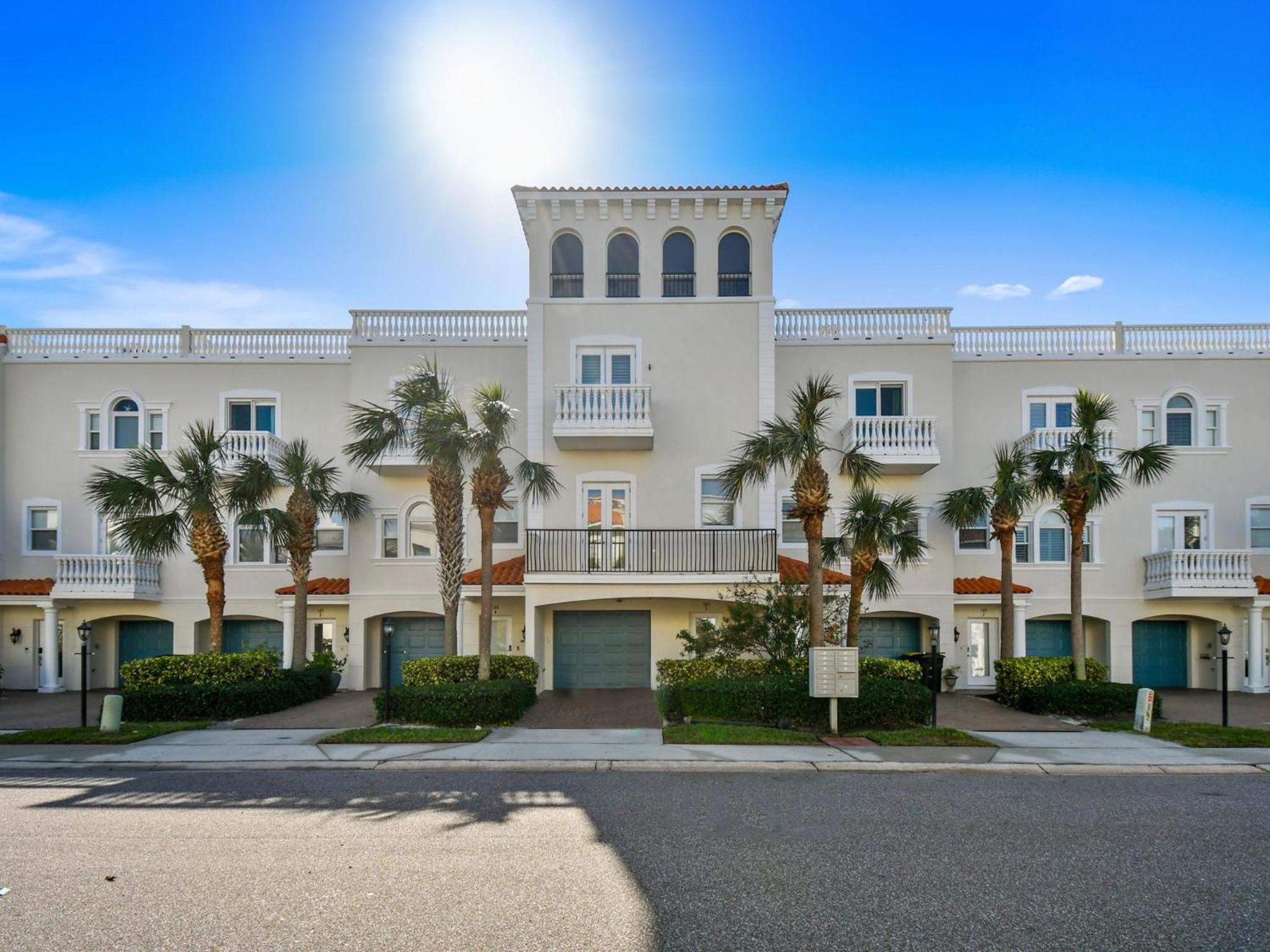 Hotel Paradise Cove Townhome 145-3 - Premium Waterfront Community