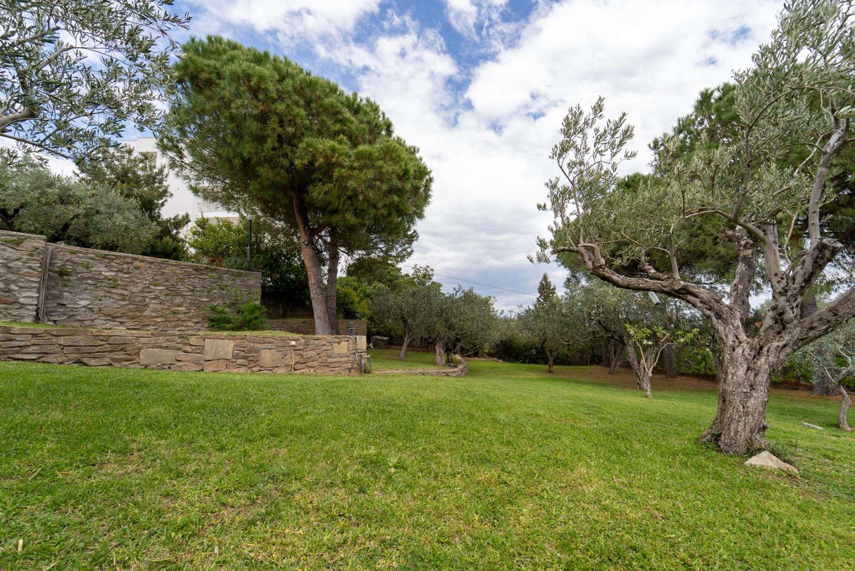 Villa Elia Kavala - Mediterranean Holiday Villa view 4