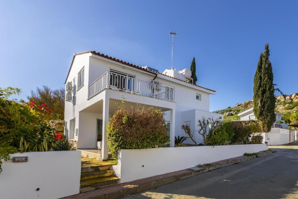 Hotel Protaras Fig Tree Bay Villa With Sea View &jacuzzi