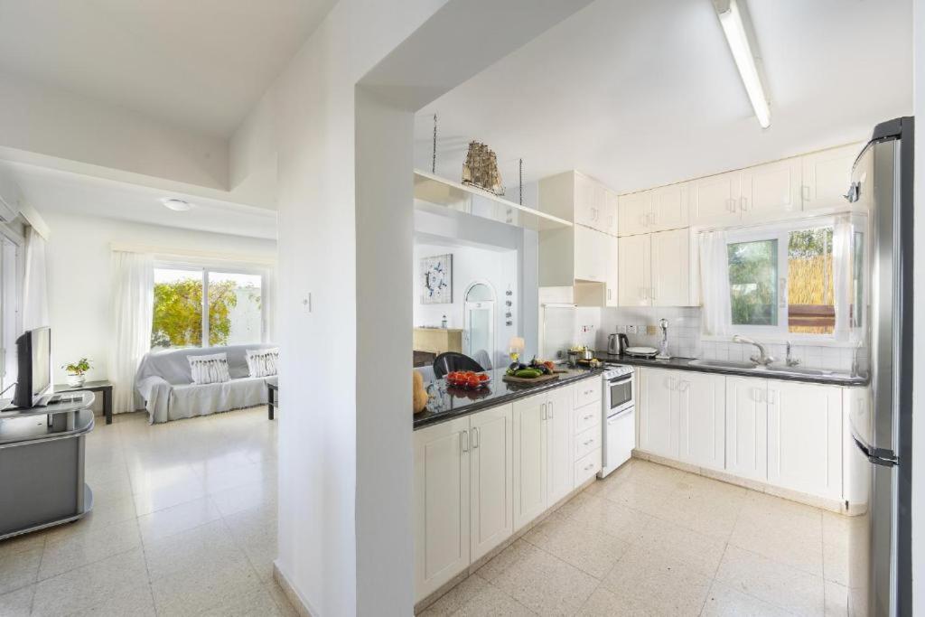 Protaras Fig Tree Bay Sea View Villa , Jacuzzi Available April to October