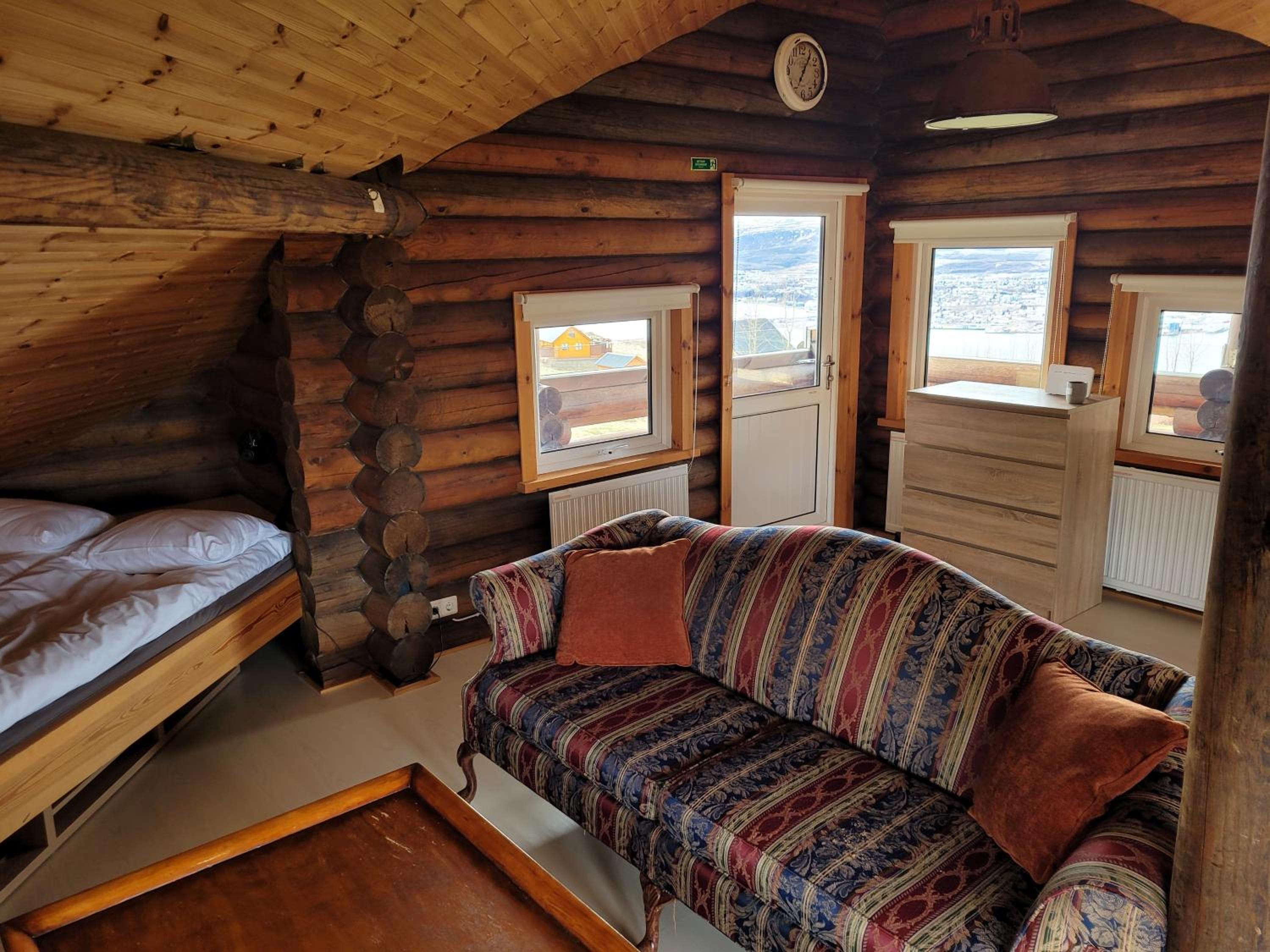 Akureyri Log Cabin