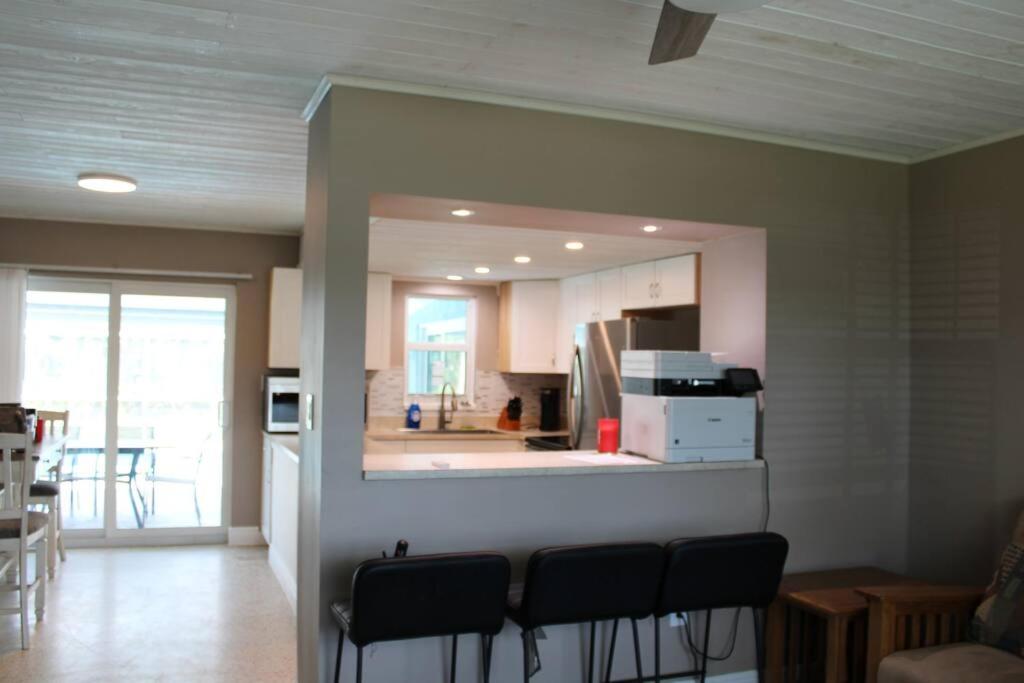 Pool house in Port Charlotte view 5