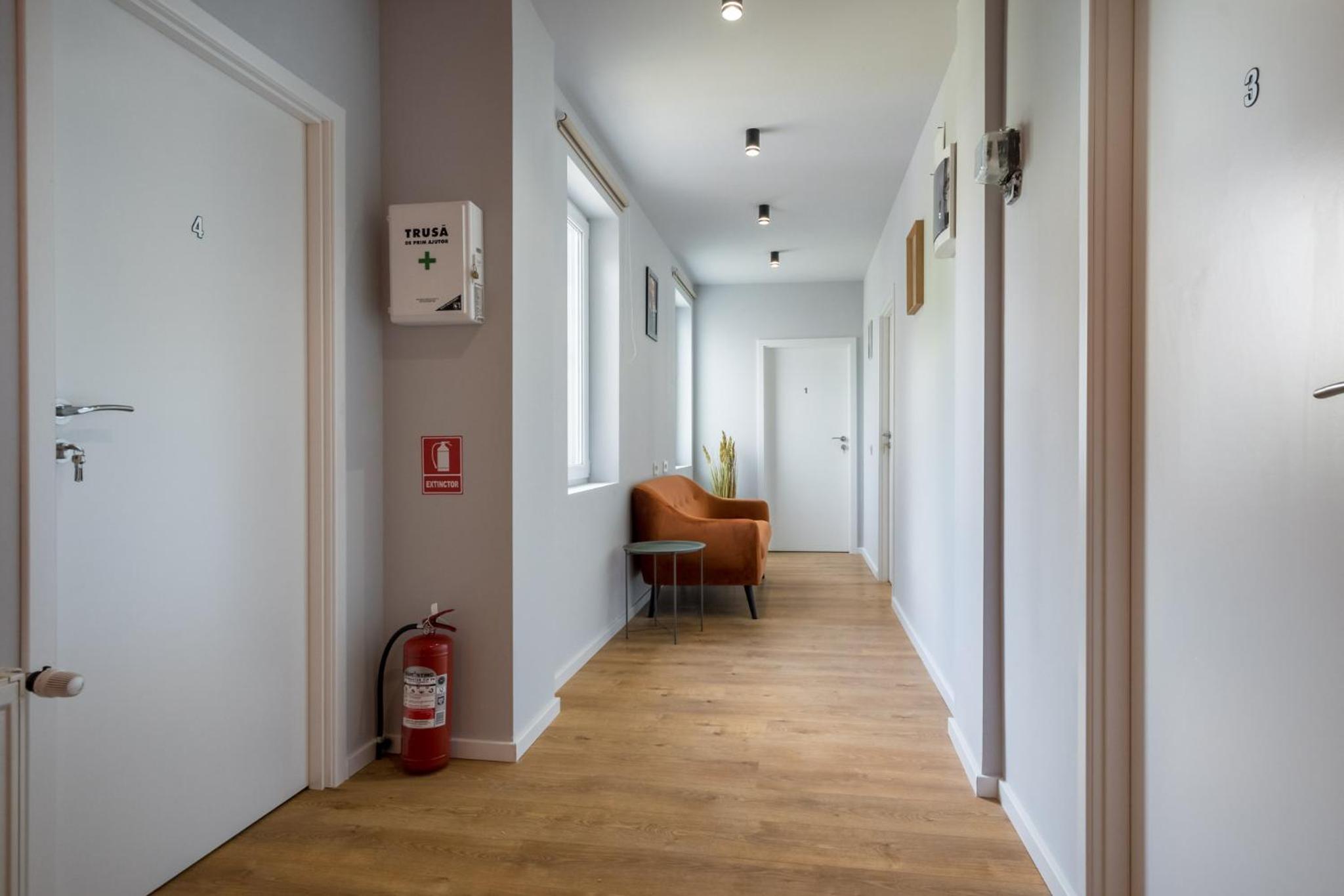 Cute central apartments in villa view 2