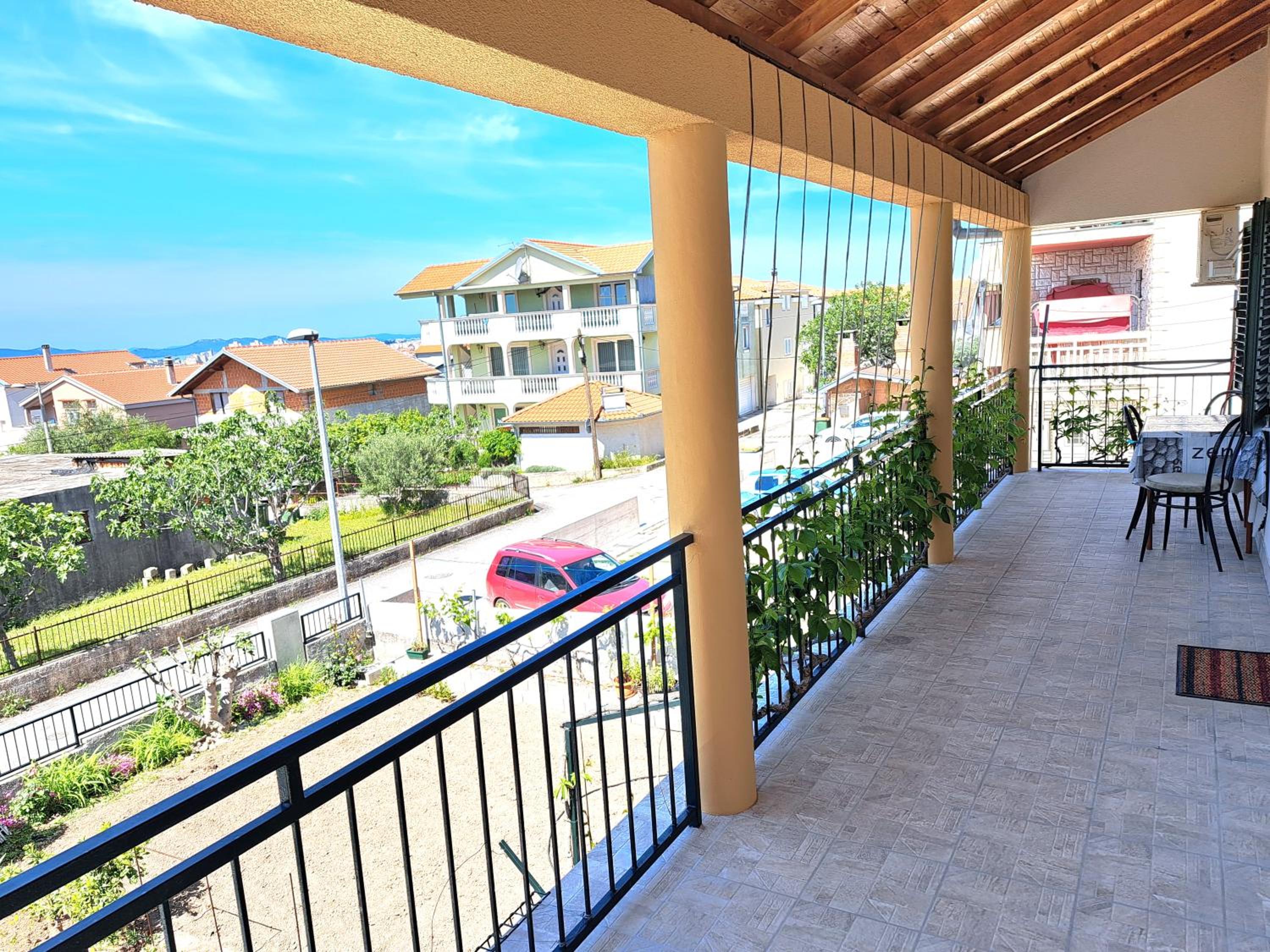 Three bedroom apartment Niko view 2