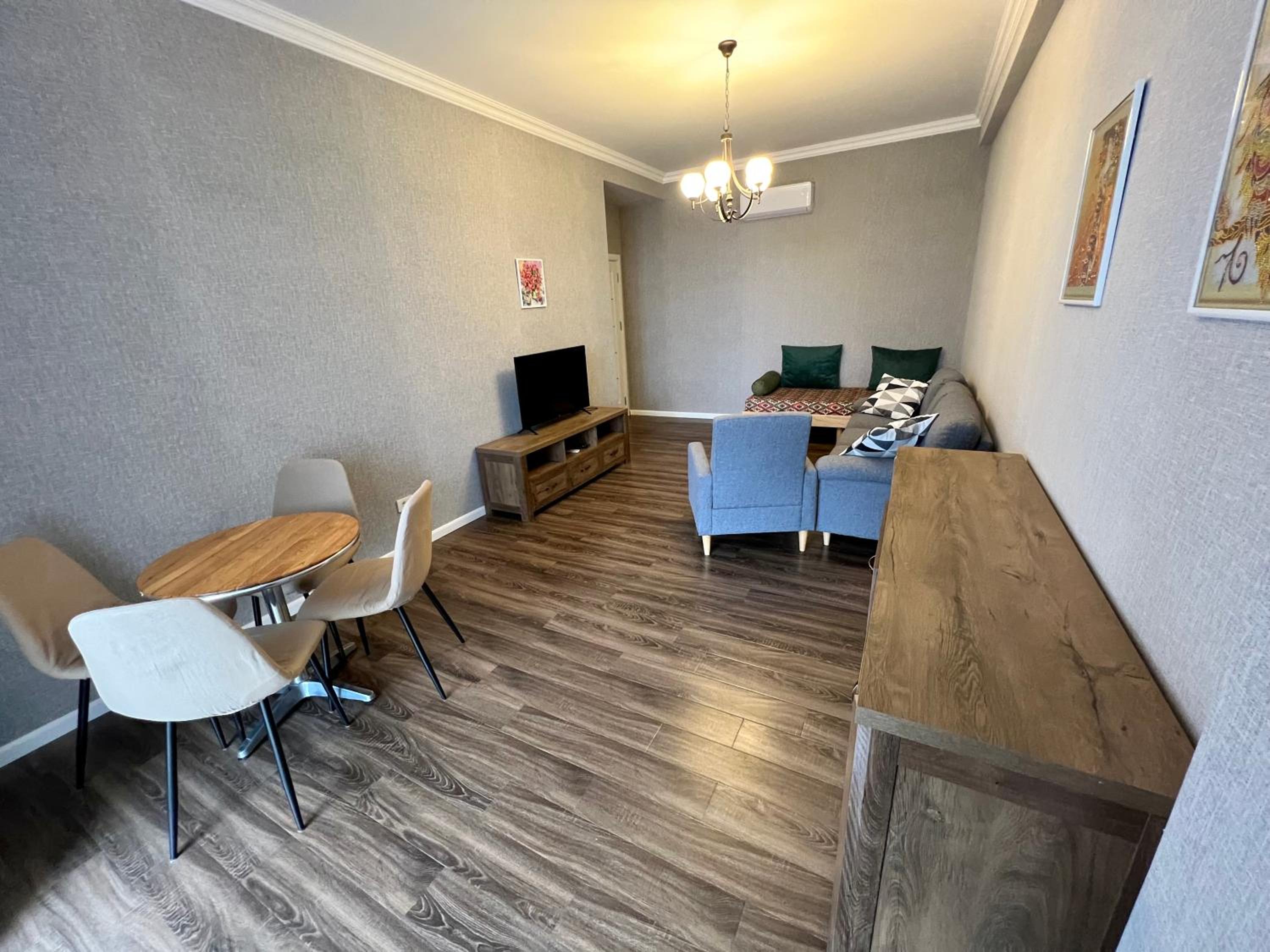 Bayil apartment by Baku Housing