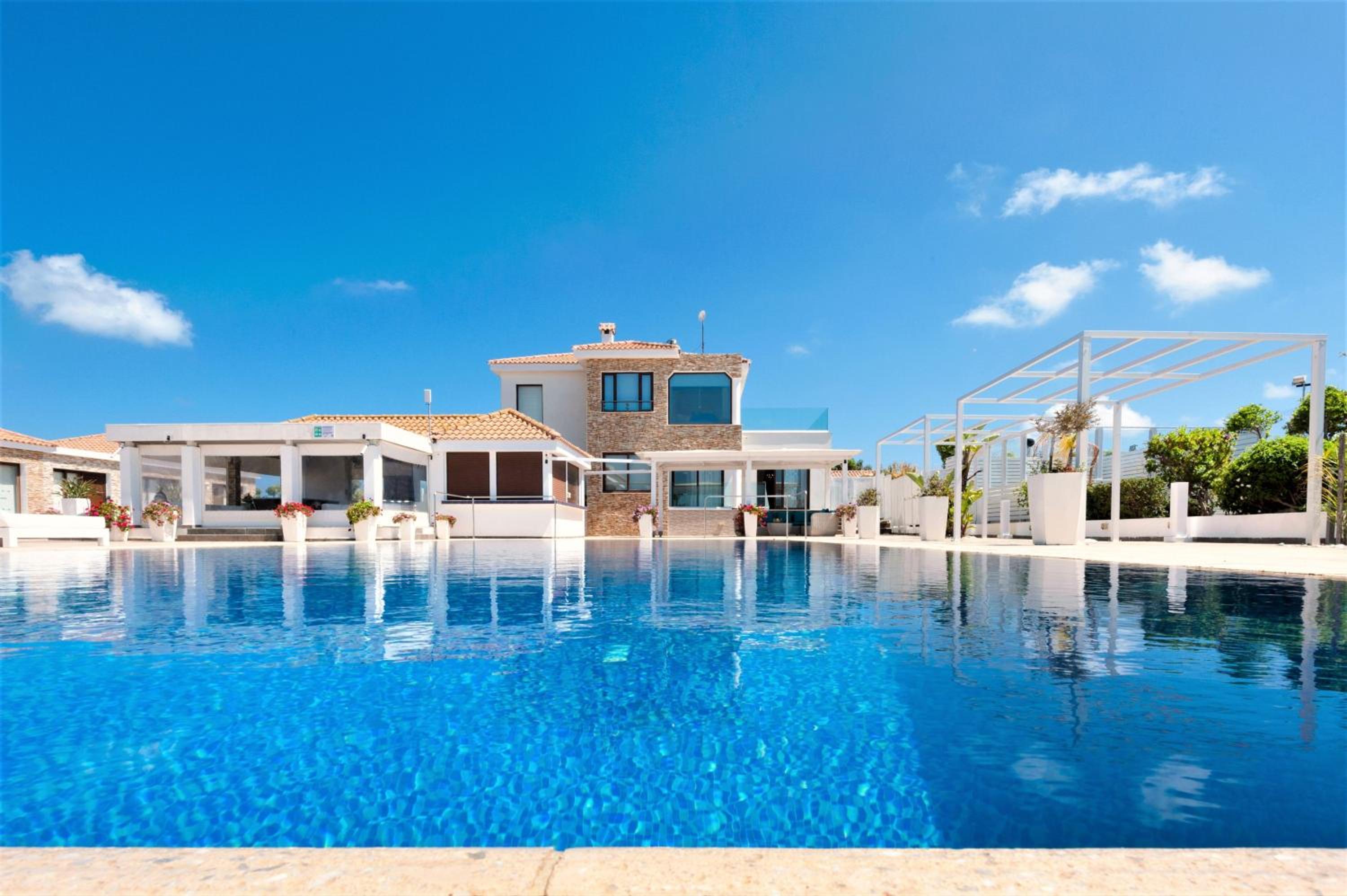 Cape Serenity Mansion